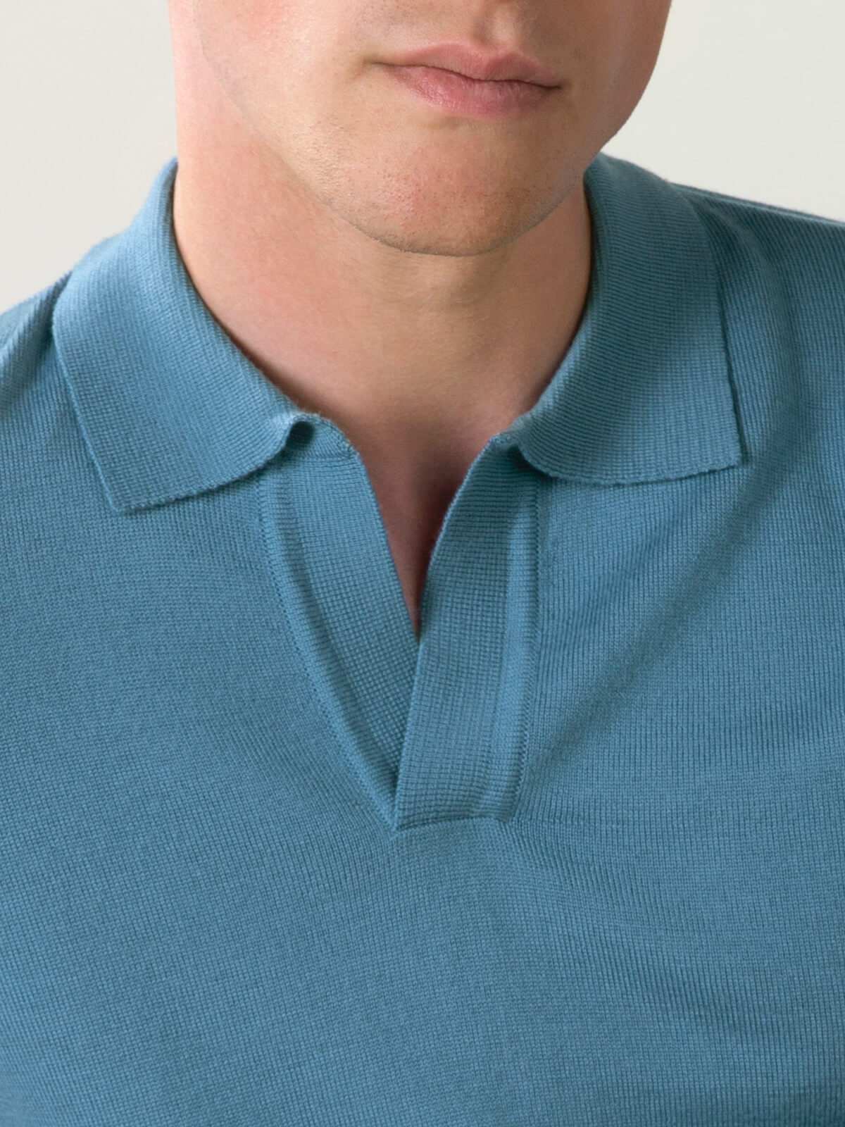 Shortsleeve Buttonless Polo Sapphire Blue