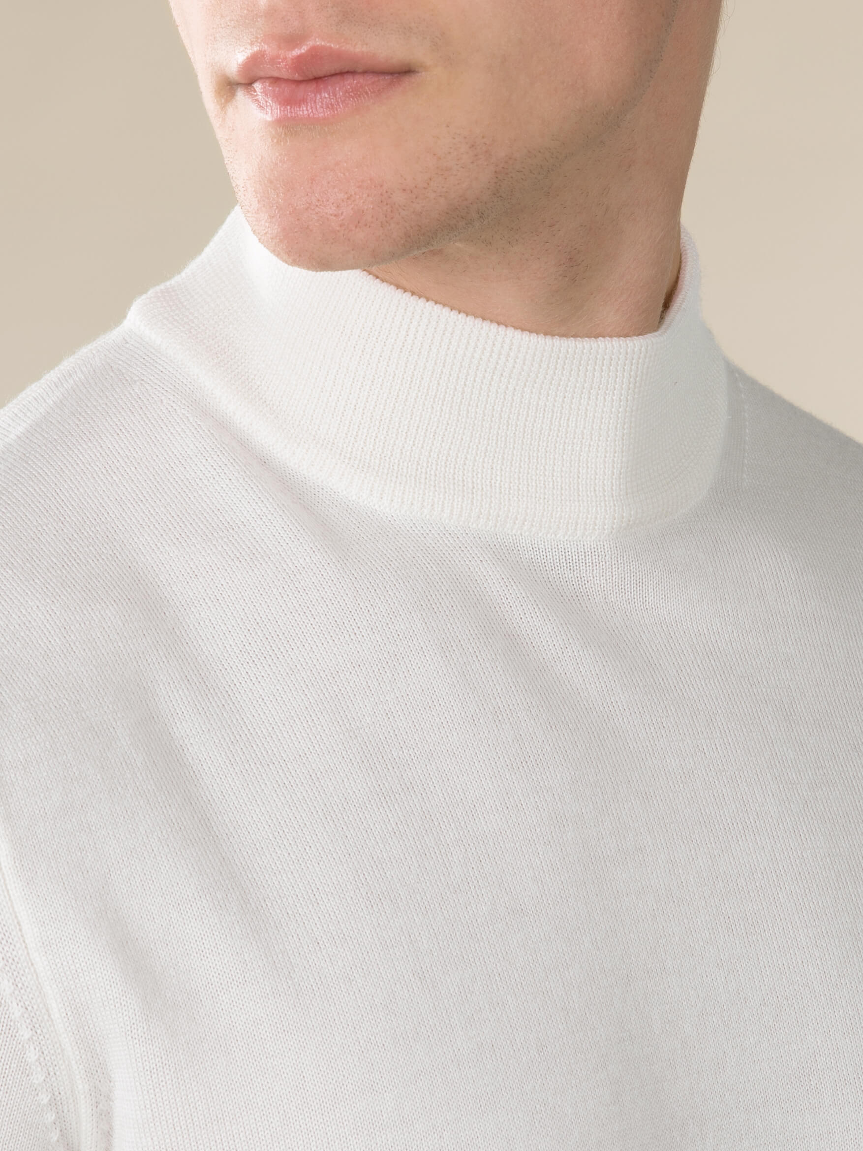 Extrafine Merino Mockneck Ivory