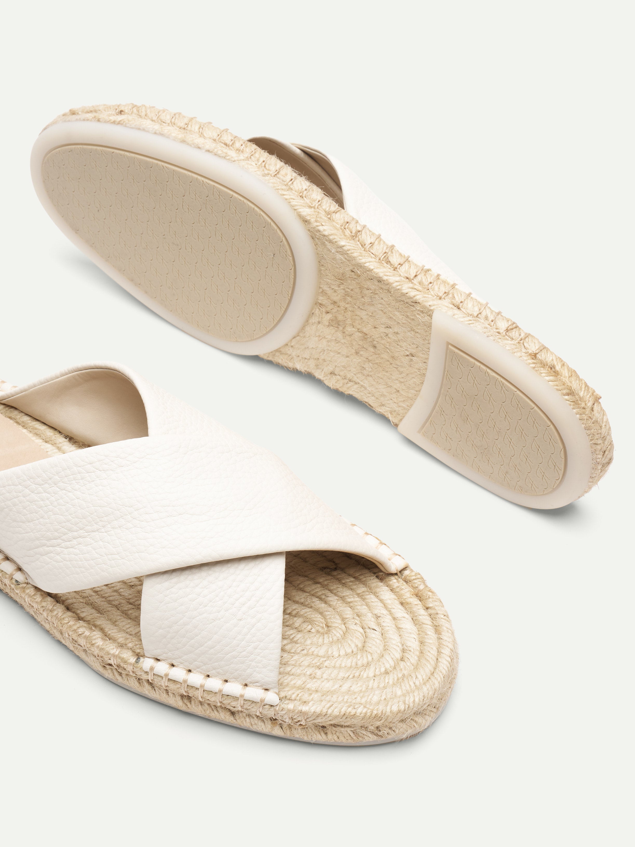 Off-White Beachside Sandal