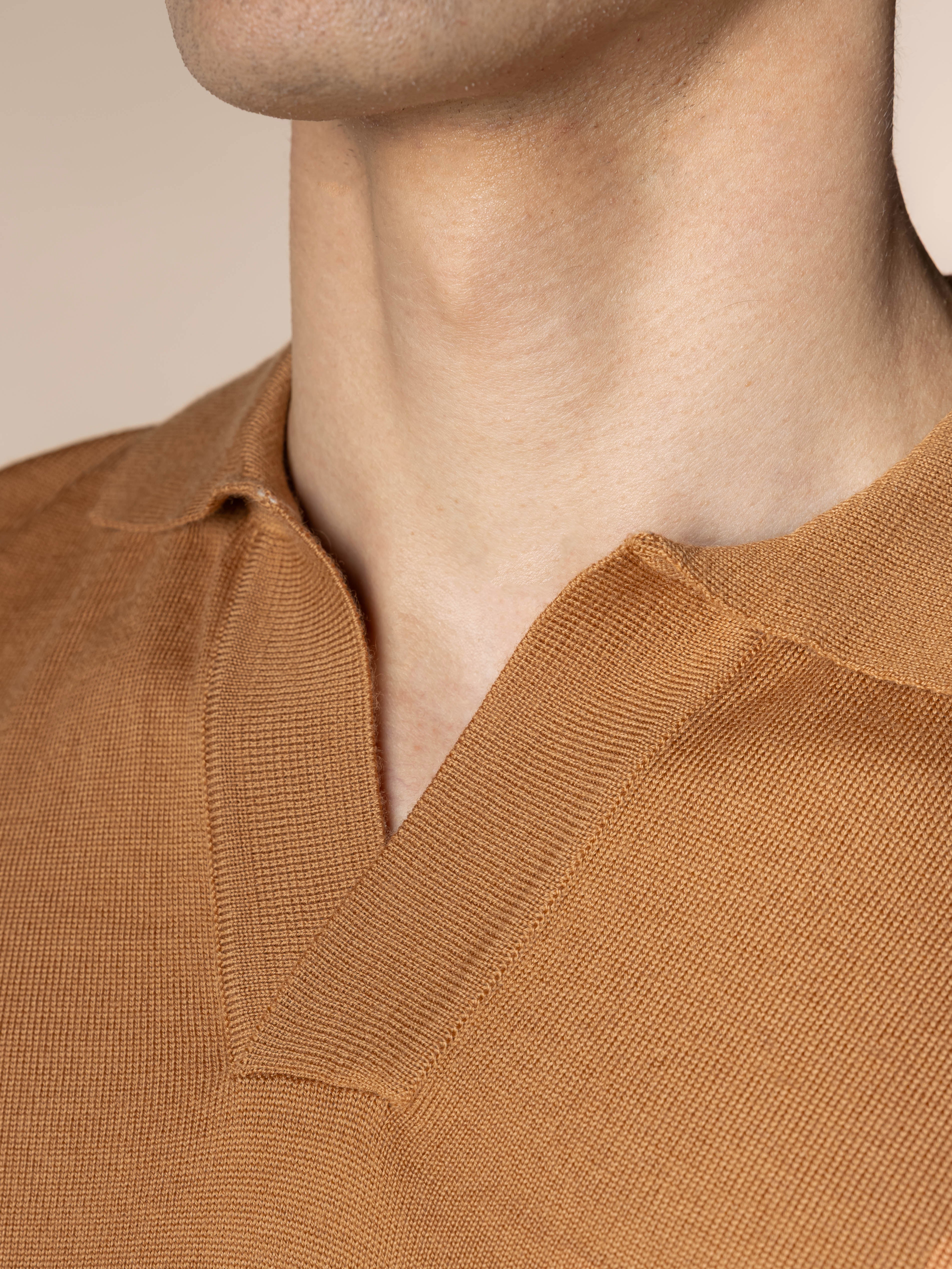Extrafine Merino Buttonless Polo Rust