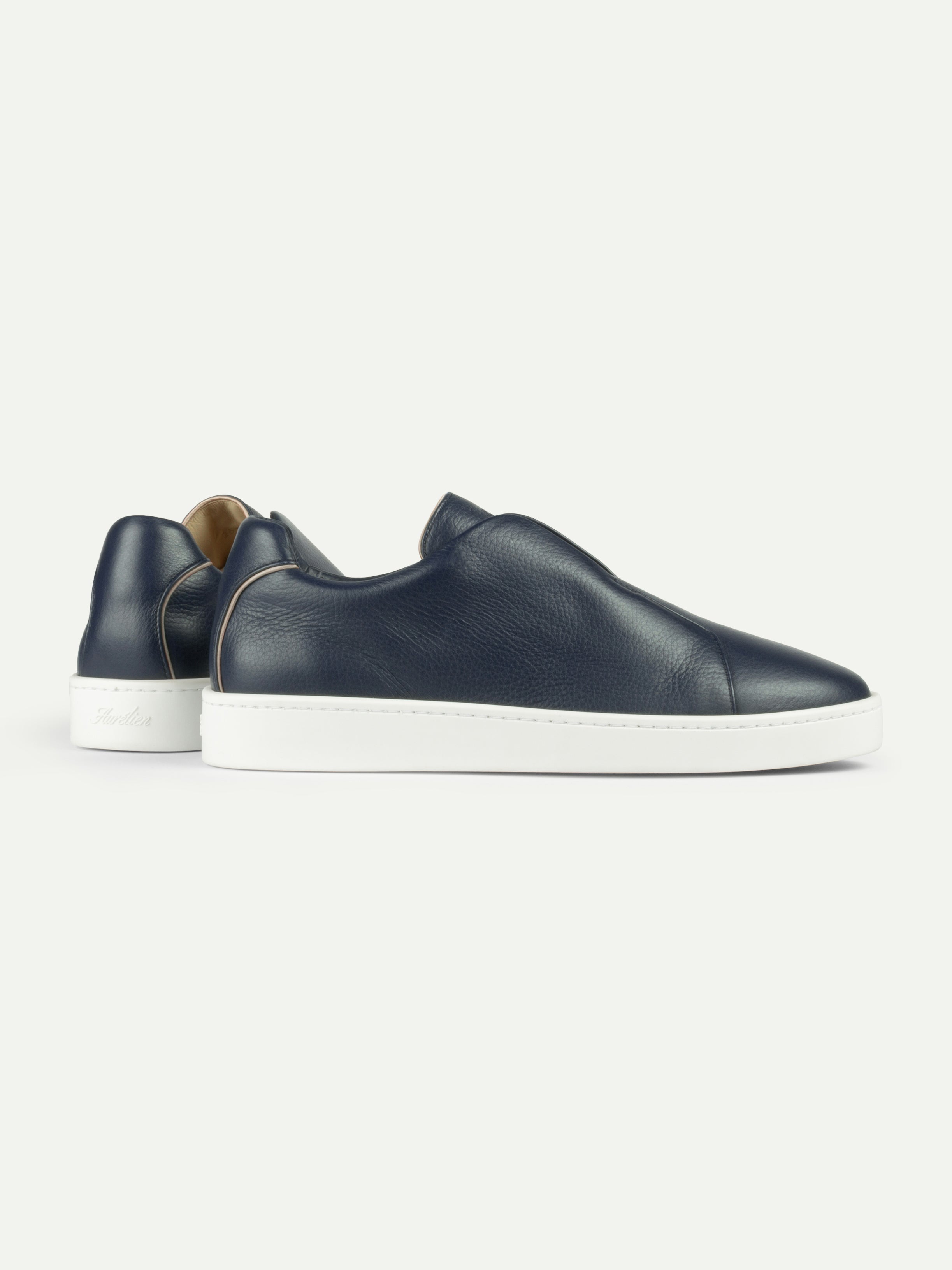 Navy Grain AUR3 Sneaker