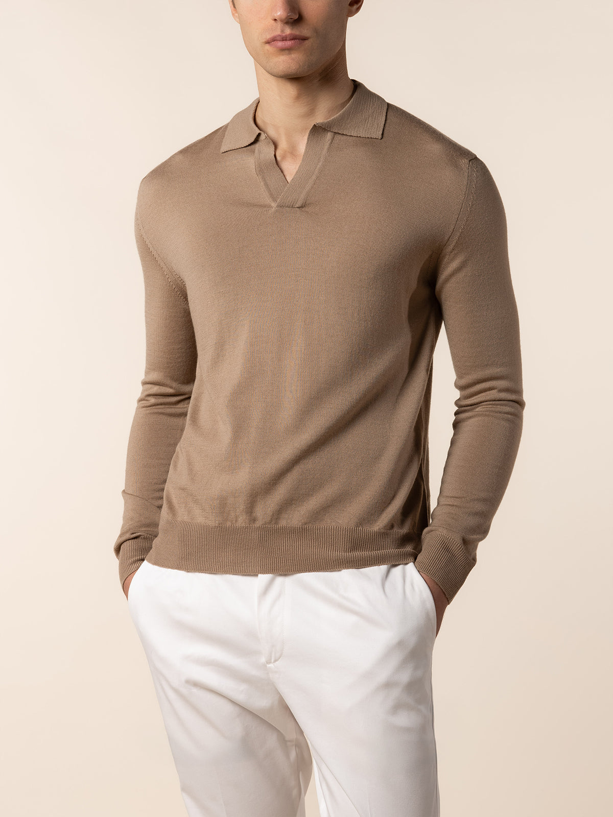 Extrafine Merino Buttonless Polo Hazelnut
