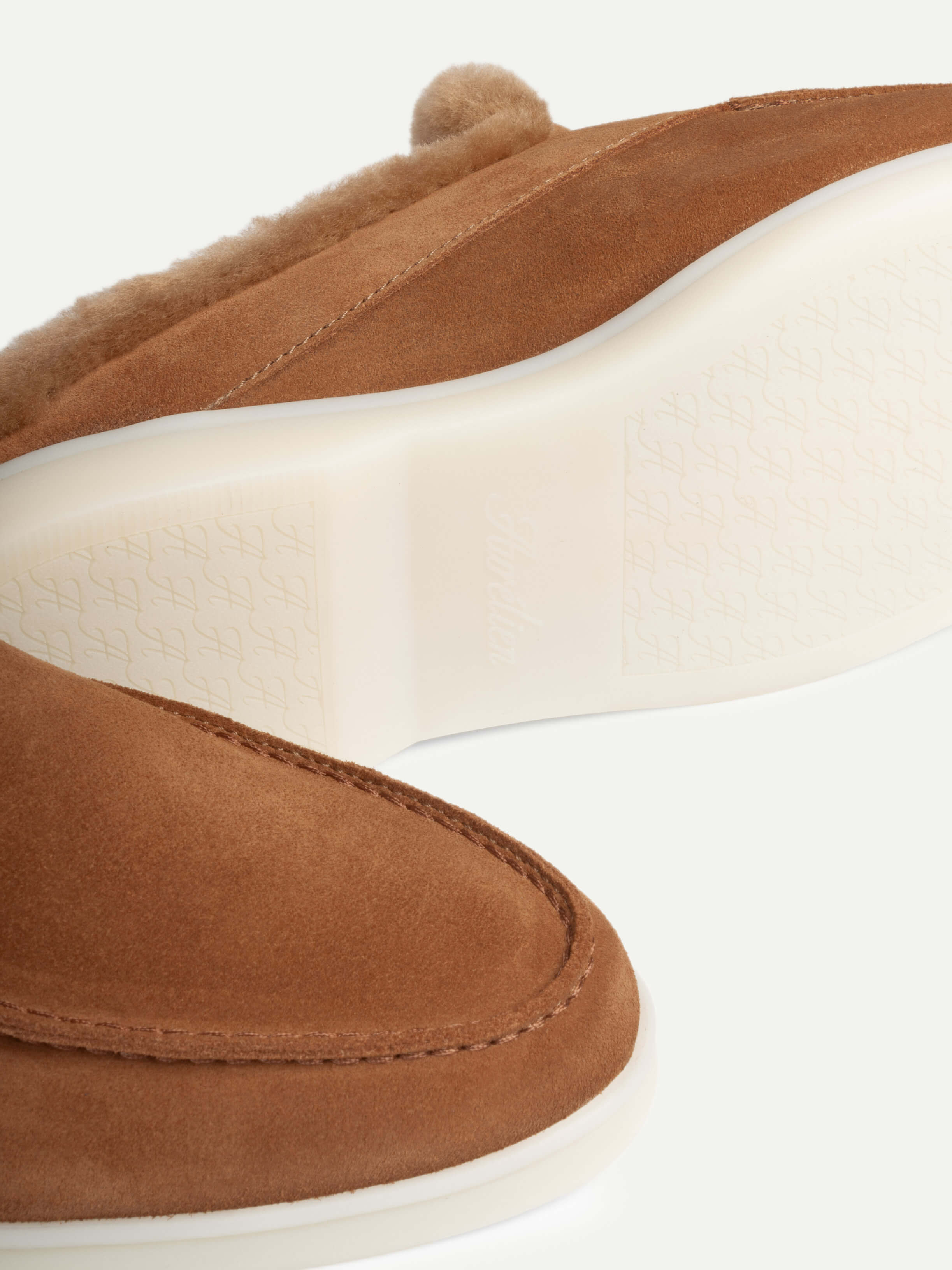 Lady Caramel Fur Yacht Slipper
