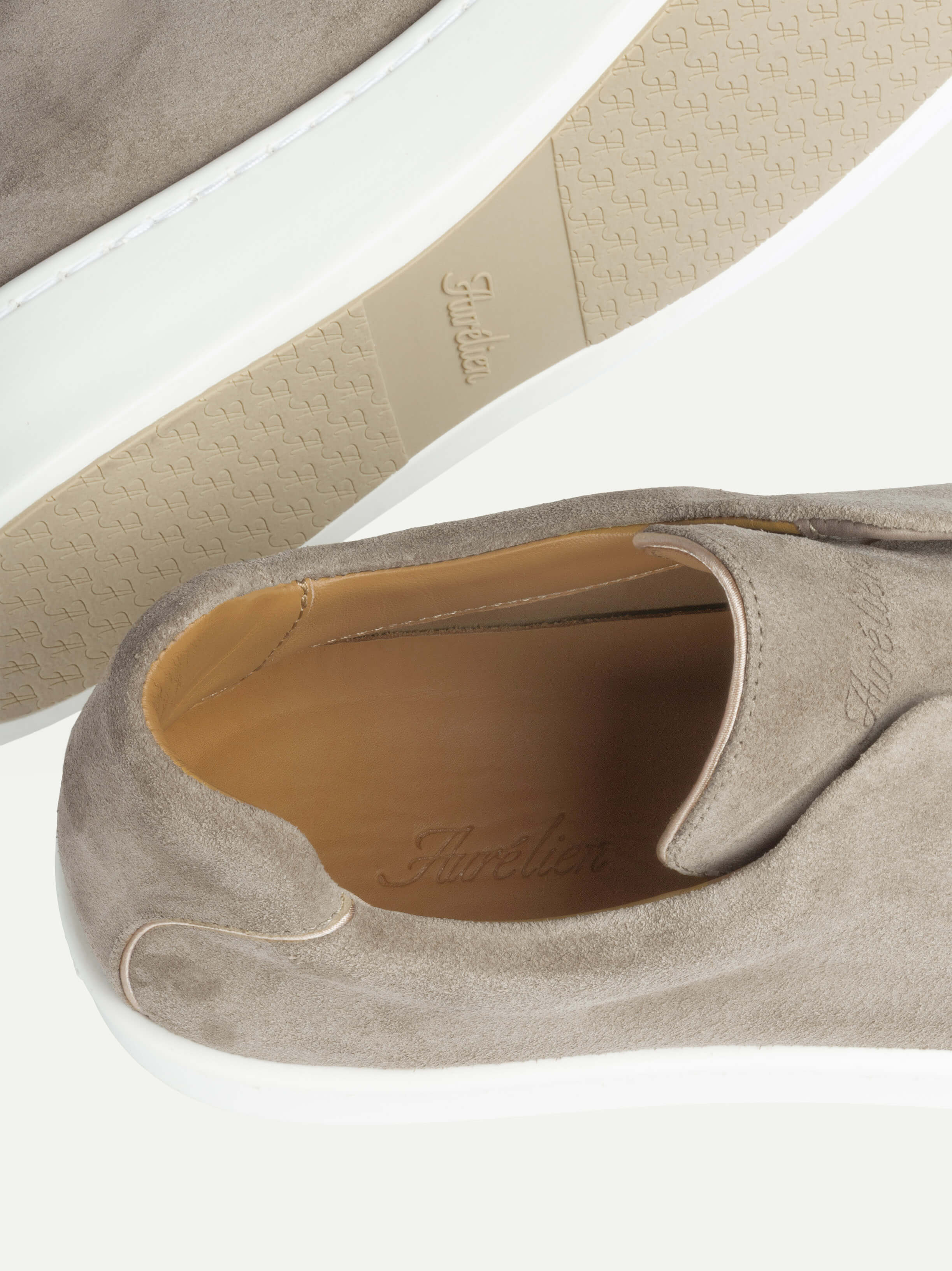 Light Grey AUR3 Sneaker