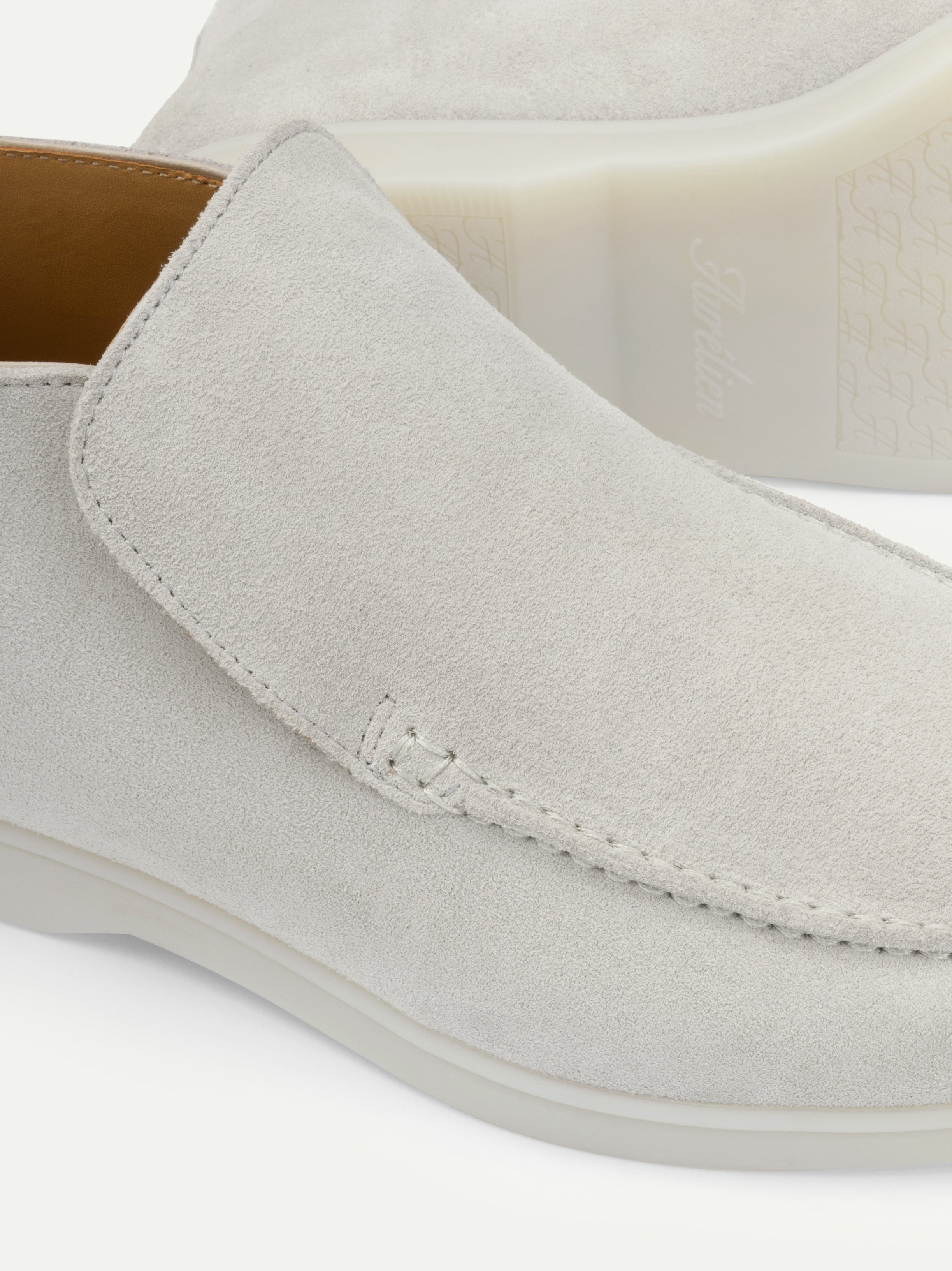 Lady Classic Grey City Loafer