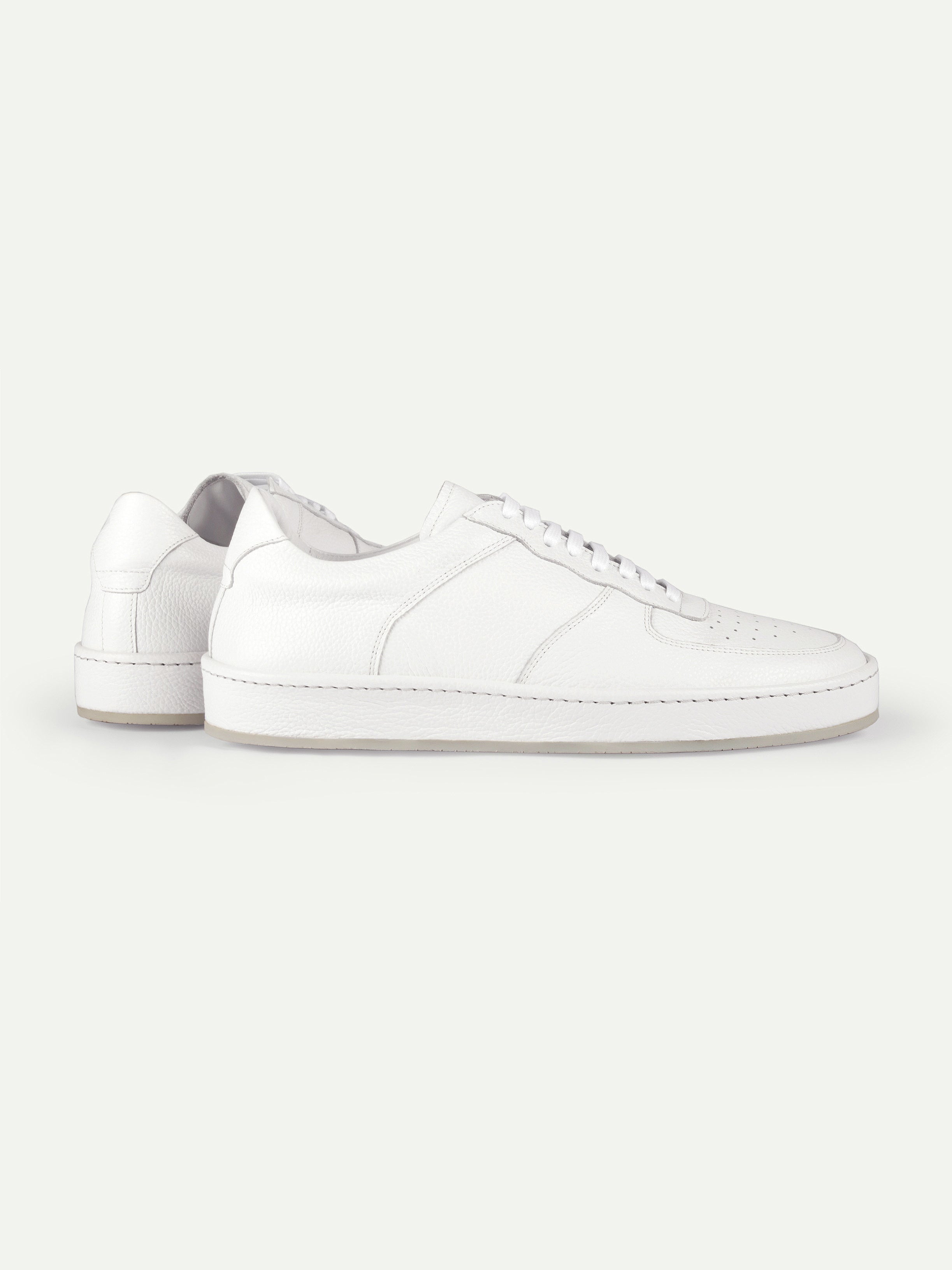 White Grain Voyager AUR2 Sneaker