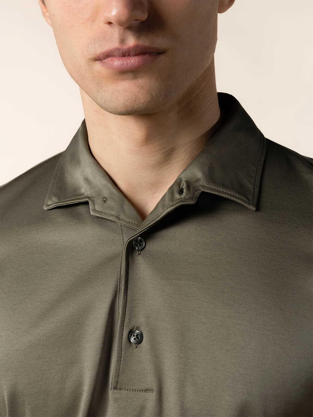 AUR1 Polo Olive