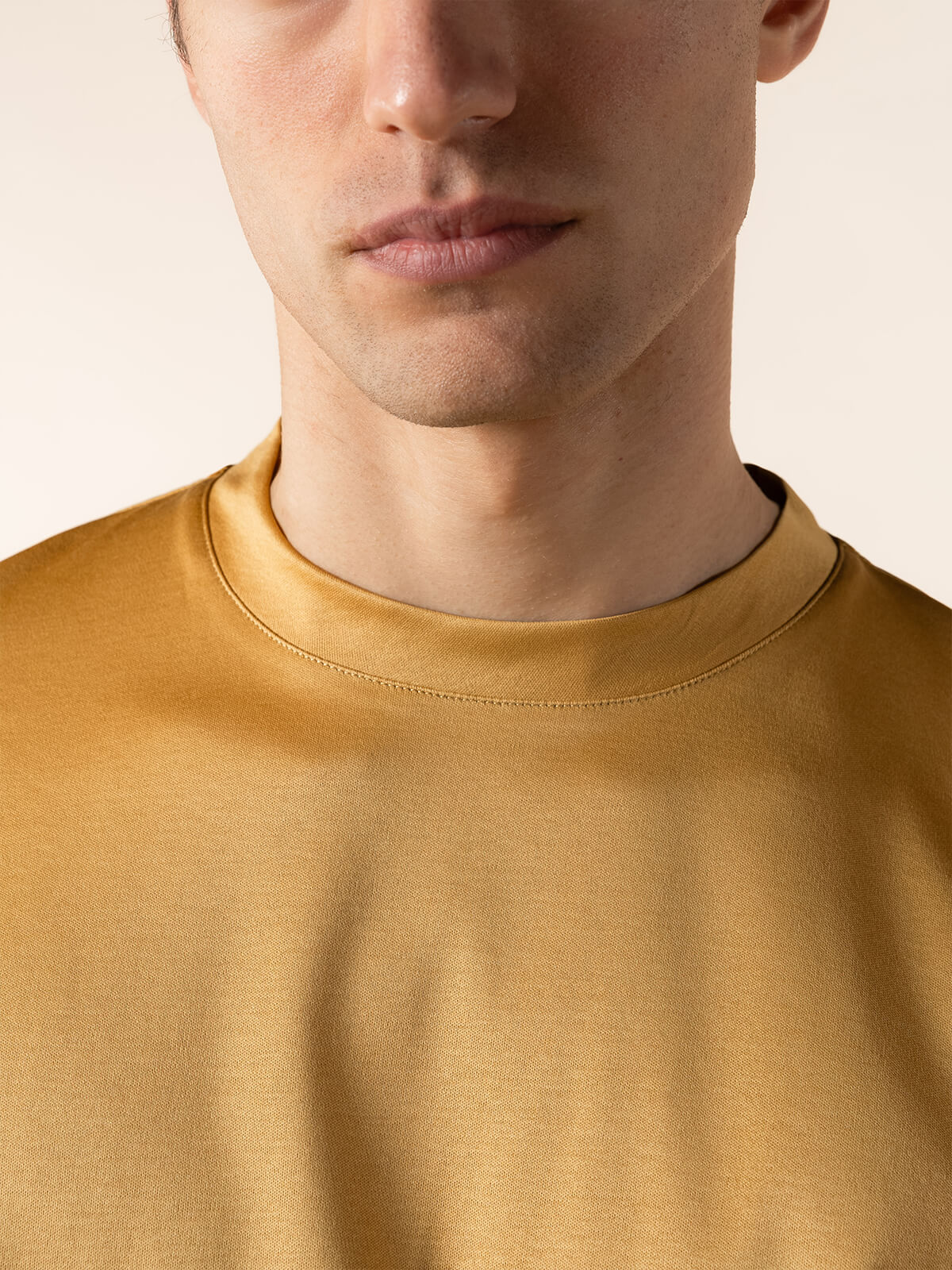 AUR1 T-Shirt Saffron