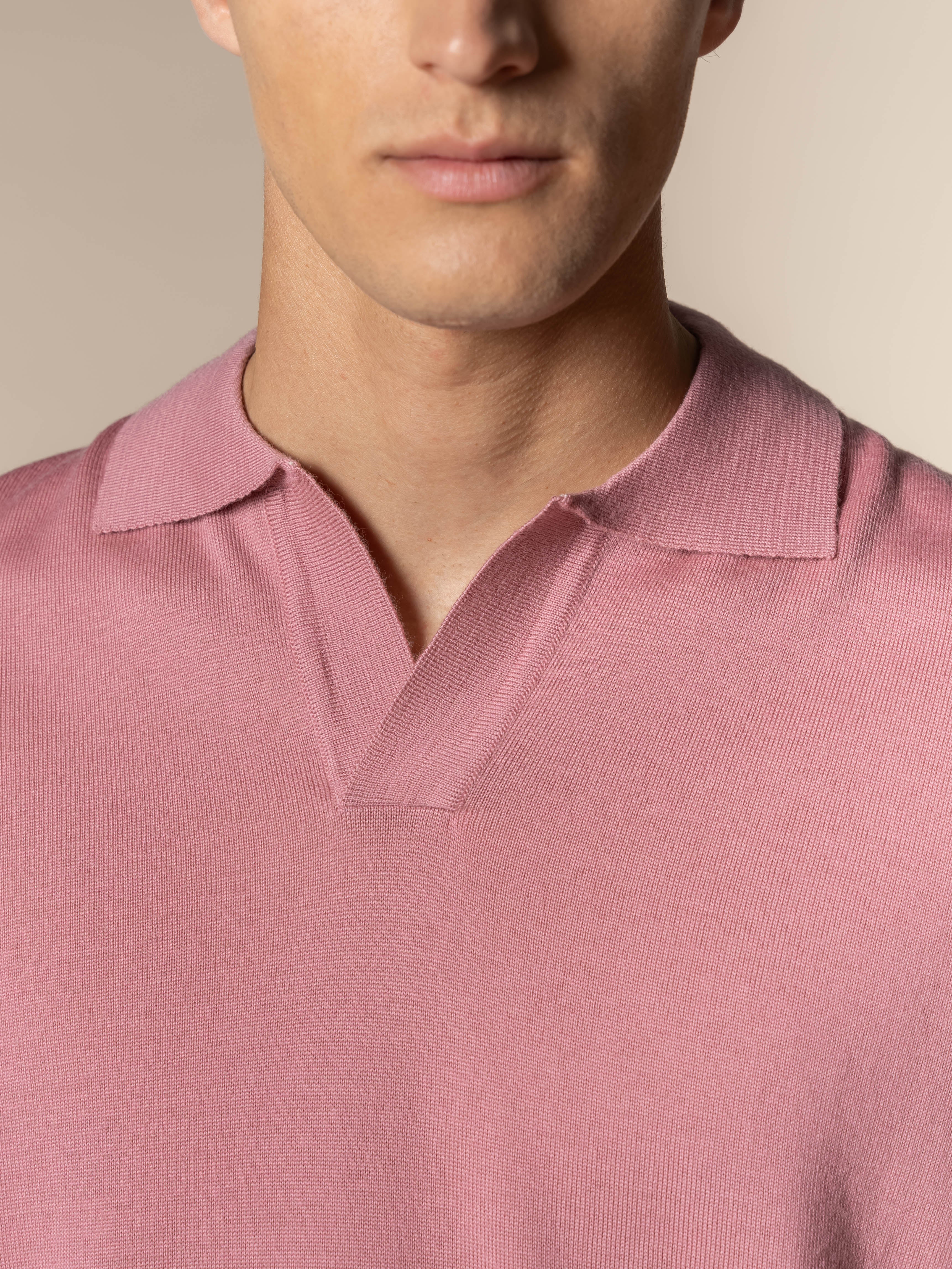 Extrafine Merino Buttonless Polo Dusty Pink