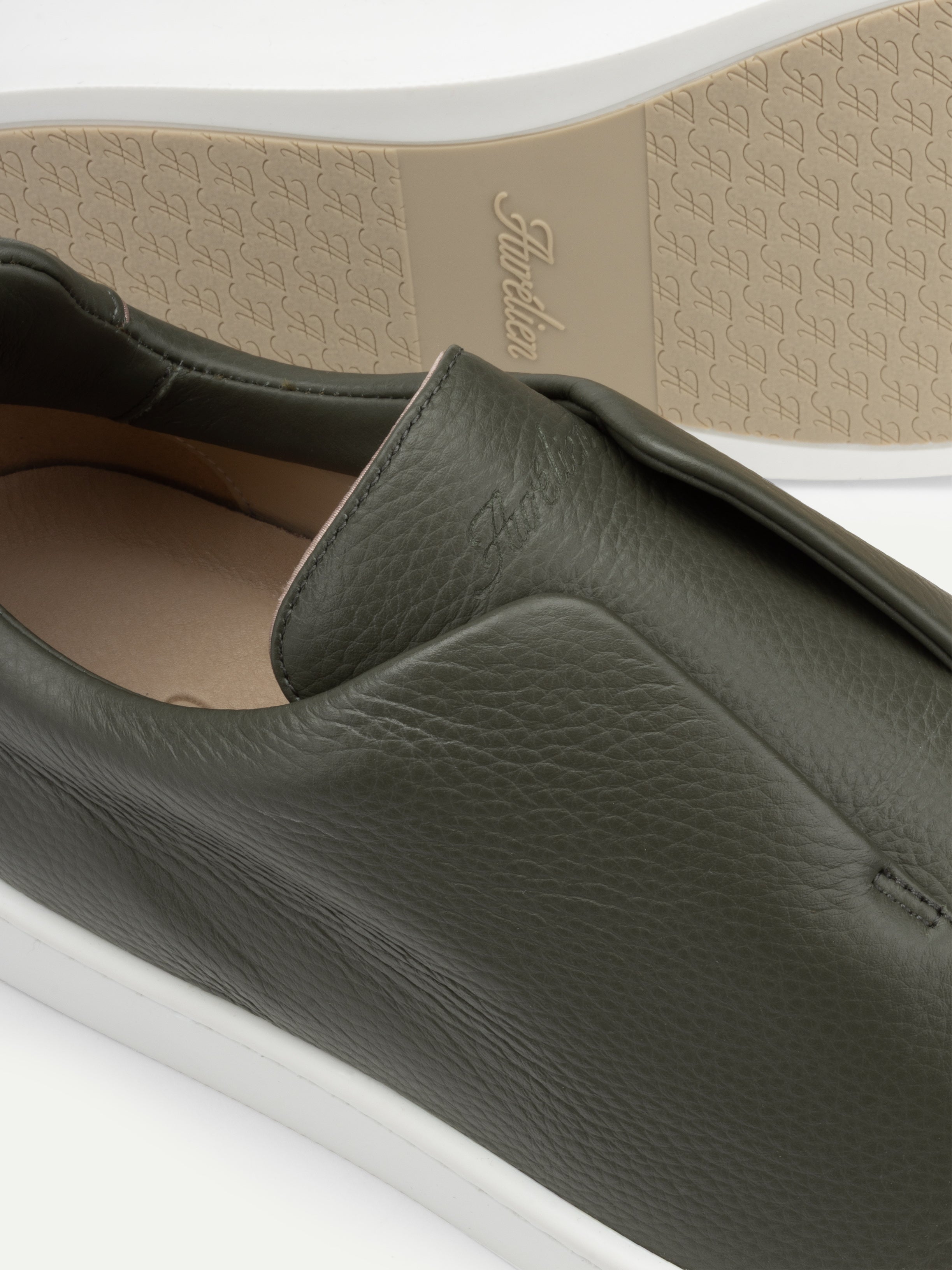 Classic Green Grain AUR3 Sneaker