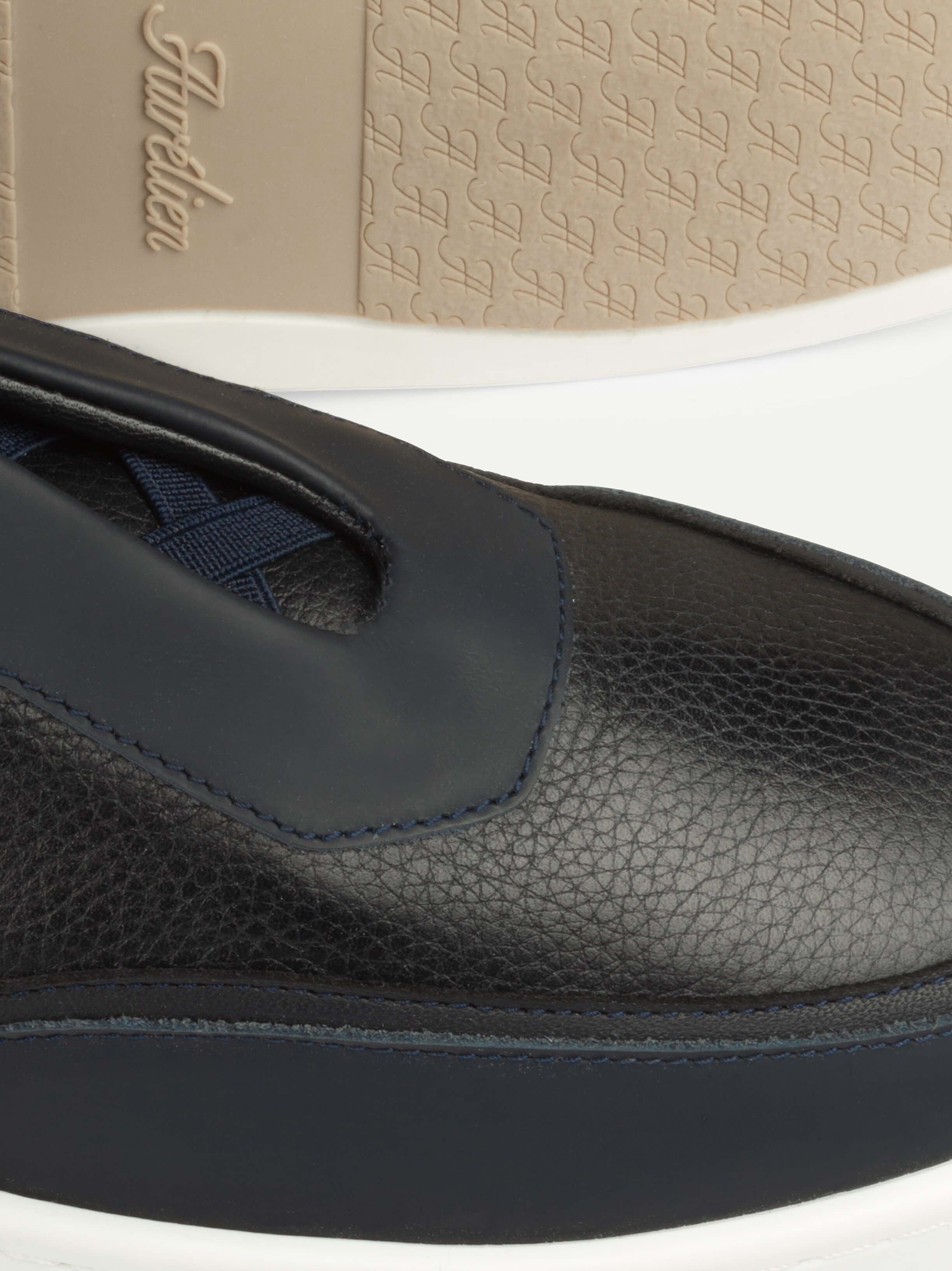 Navy Leisure Sneaker Grain with Fur