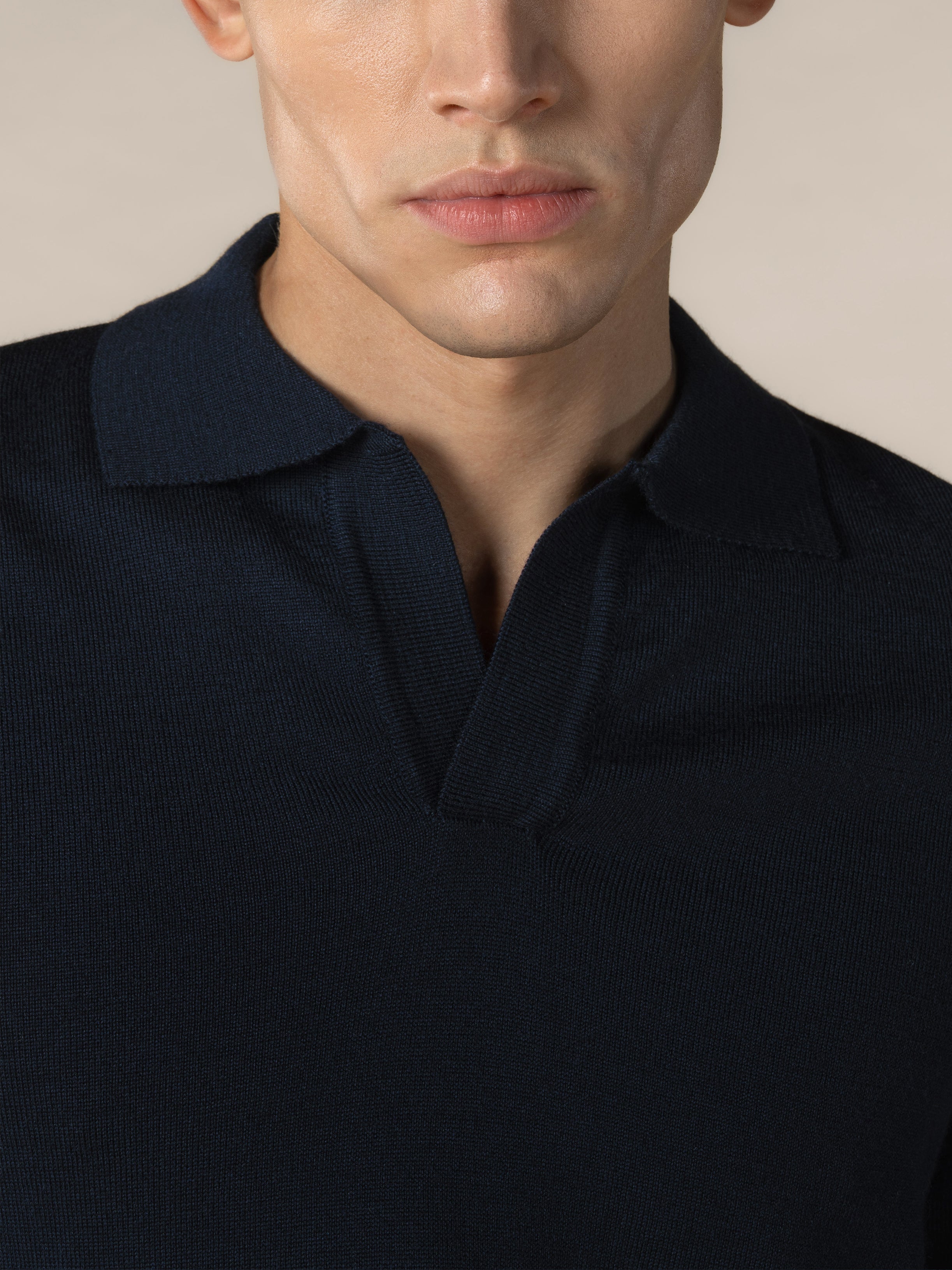 Extrafine Merino Buttonless Polo Navy