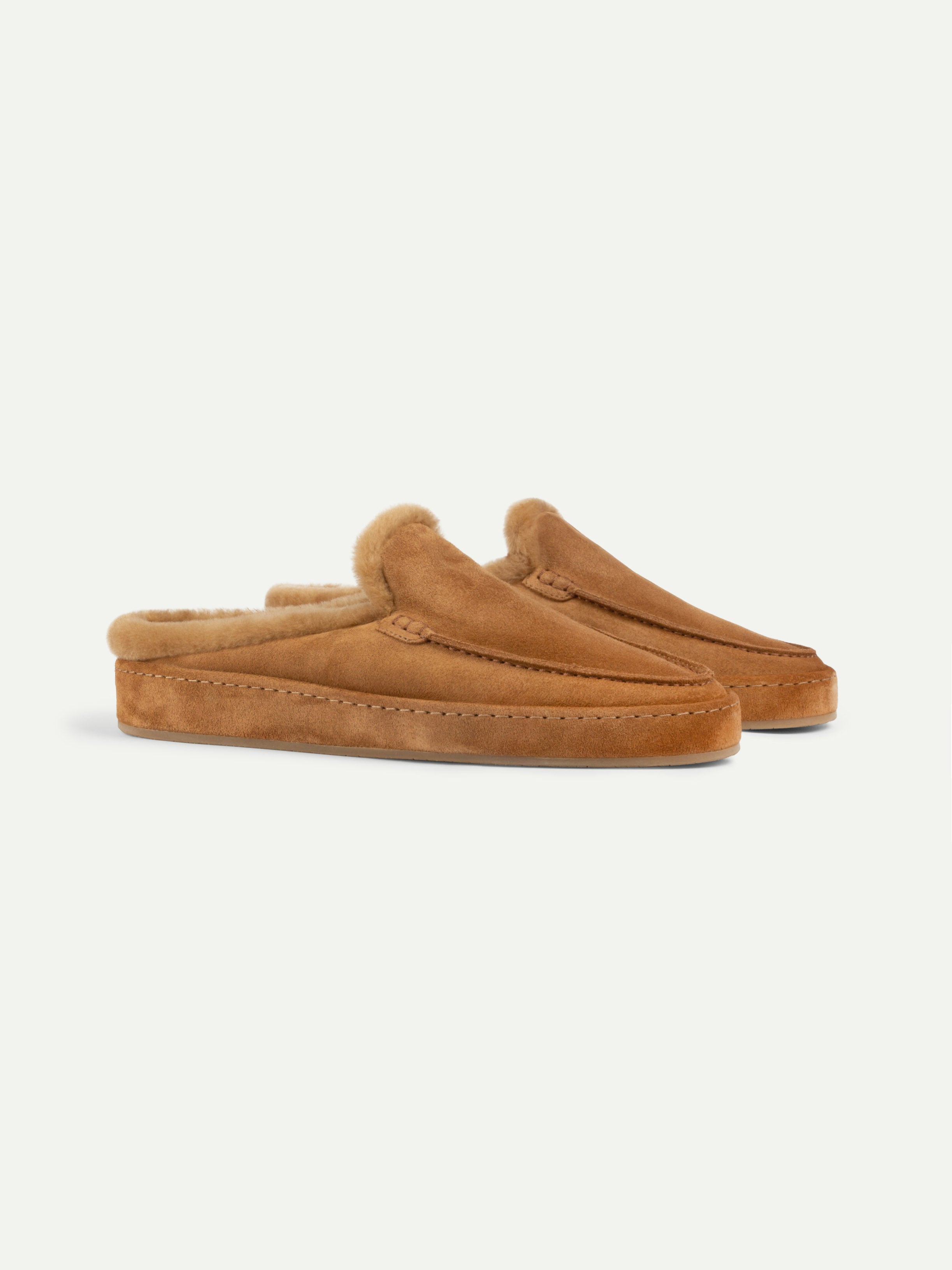 Caramel Fur Voyager Slipper