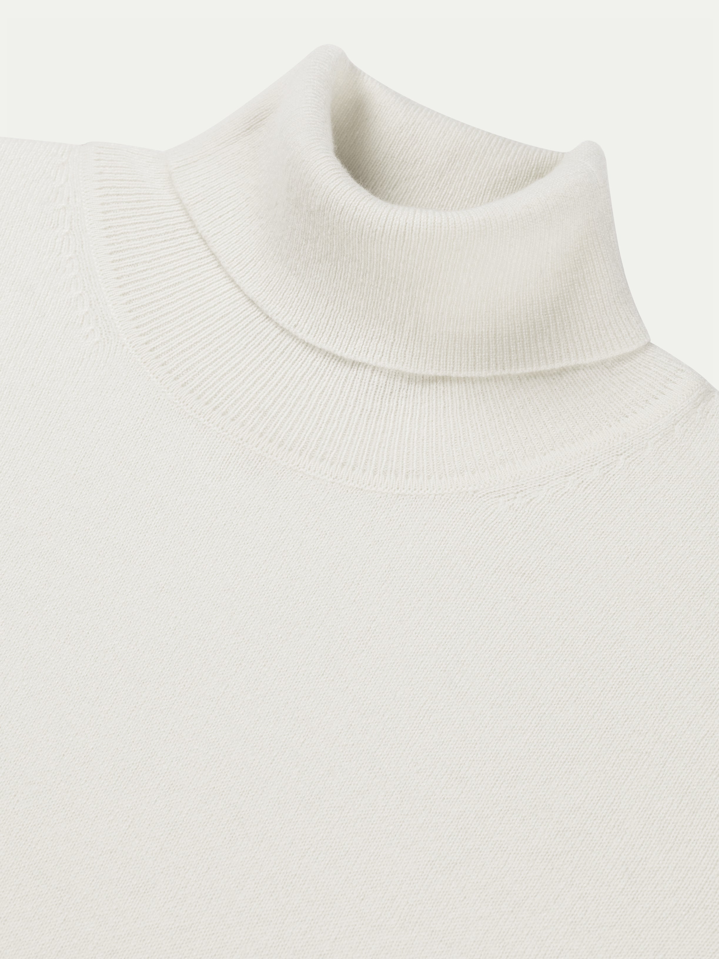 Ivory Rollneck