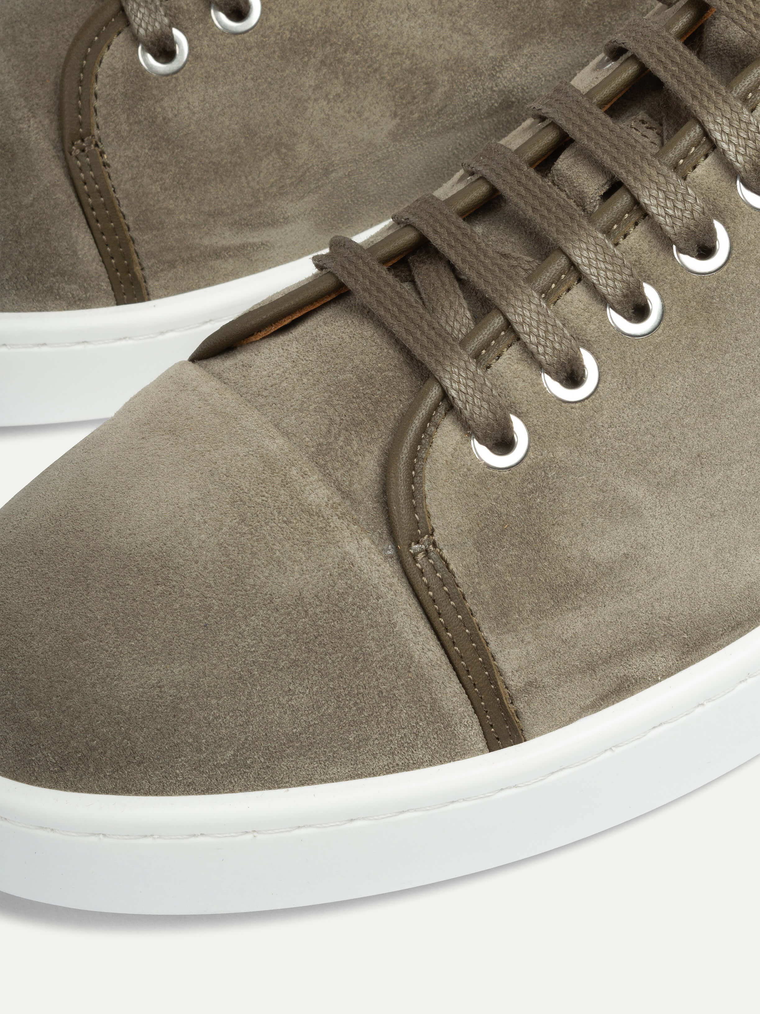 Pistache Cap-toe Sneaker