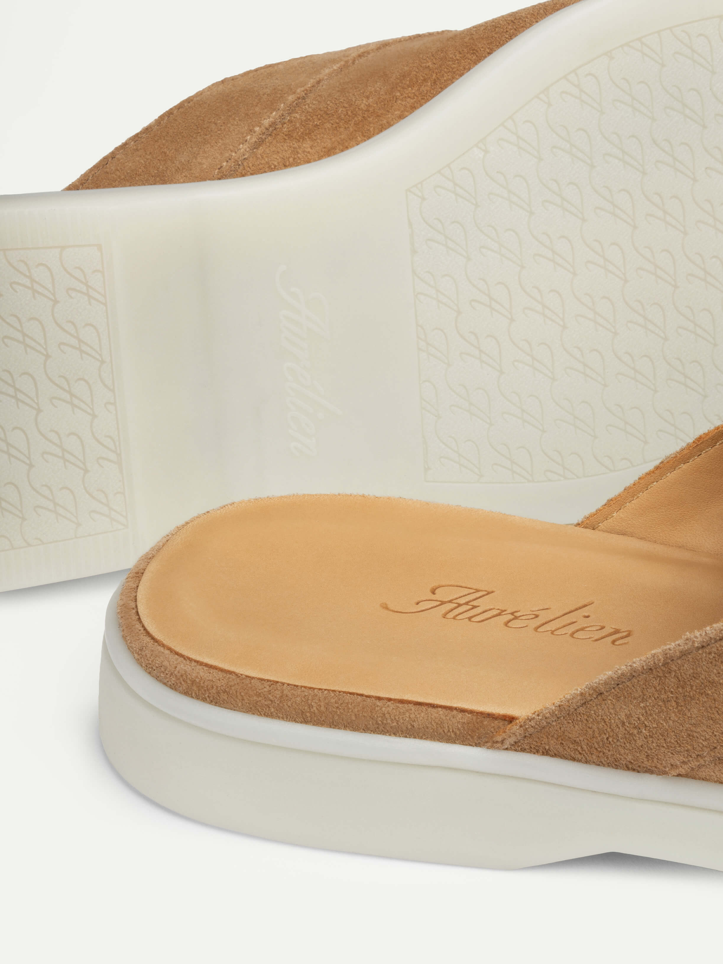 Lady Dark Beige Yacht Slipper