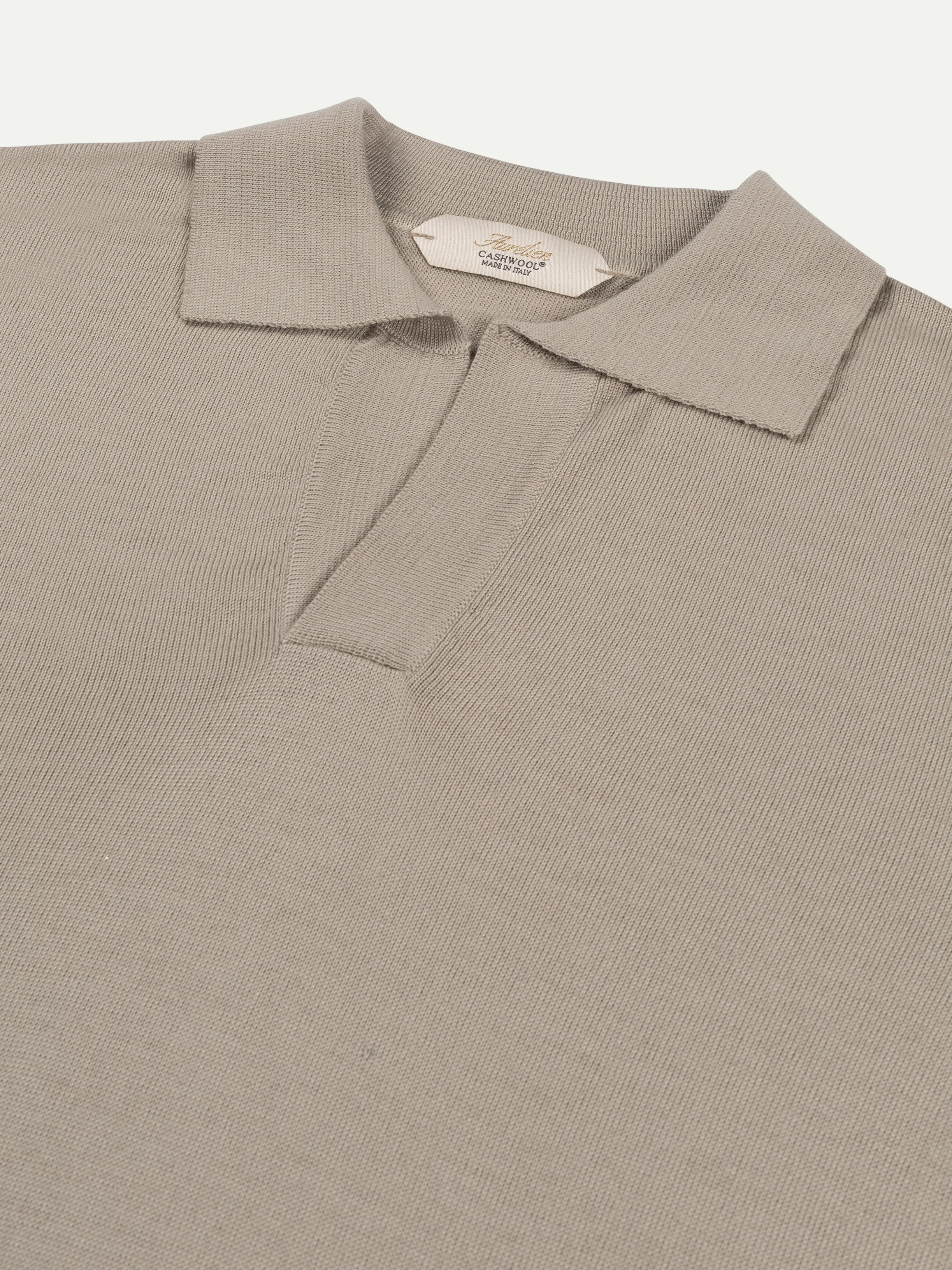 Extrafine Merino Buttonless Polo Greige