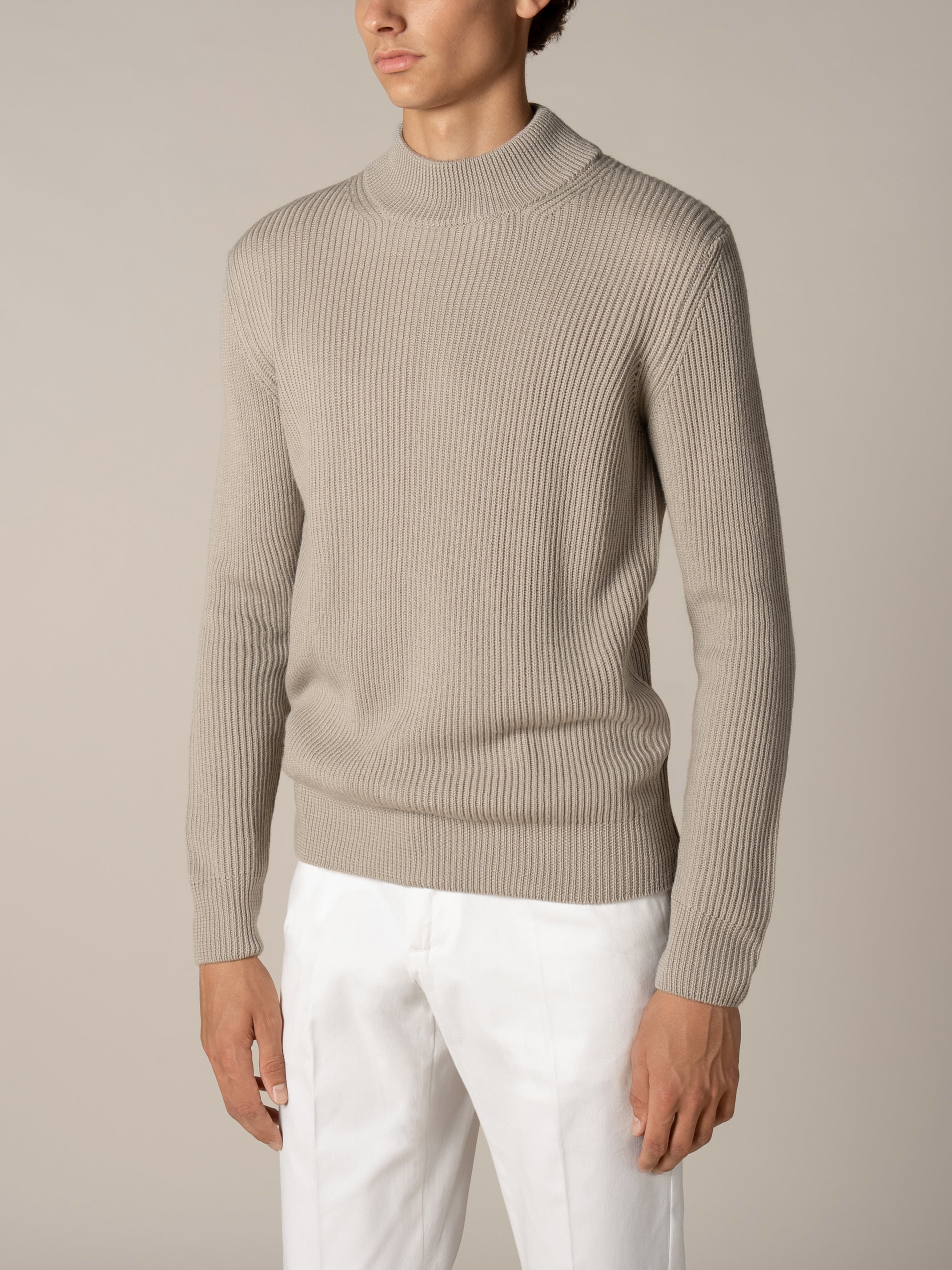 Costa Inglese Mockneck Greige