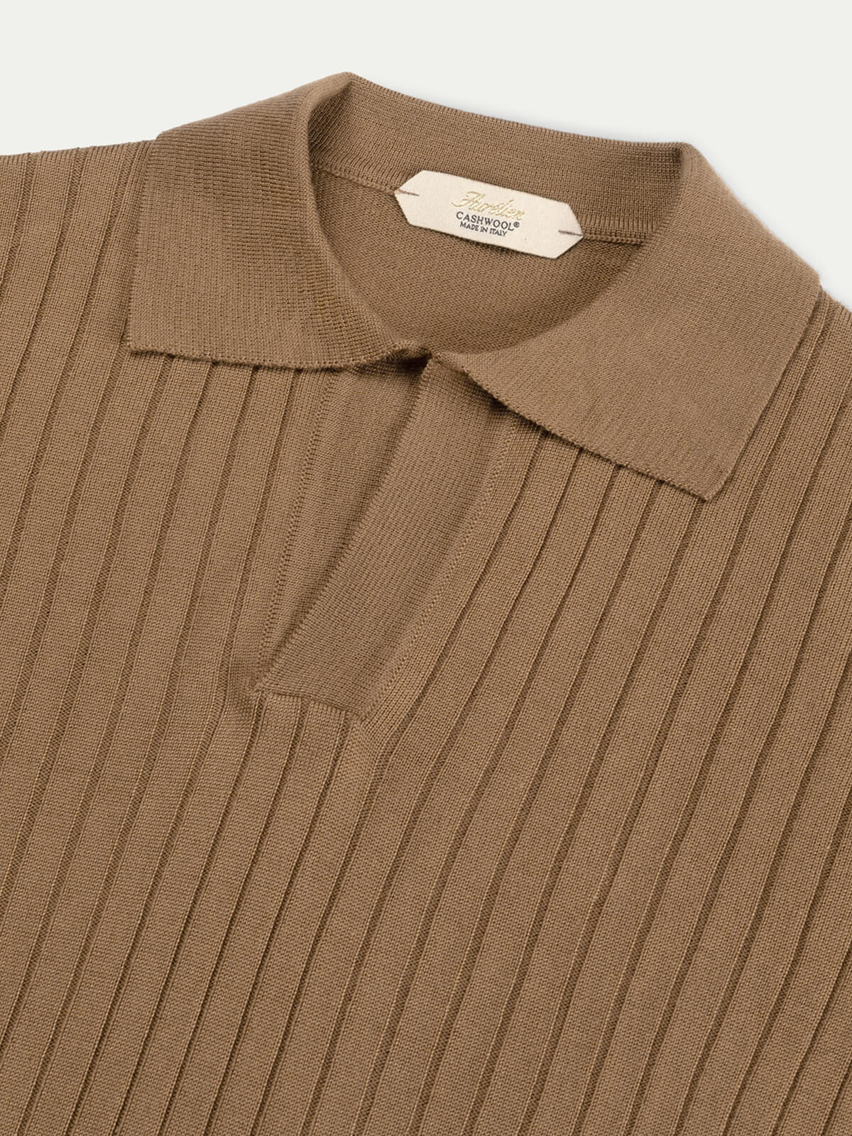 Shortsleeve Buttonless Ribbed Polo Caramel