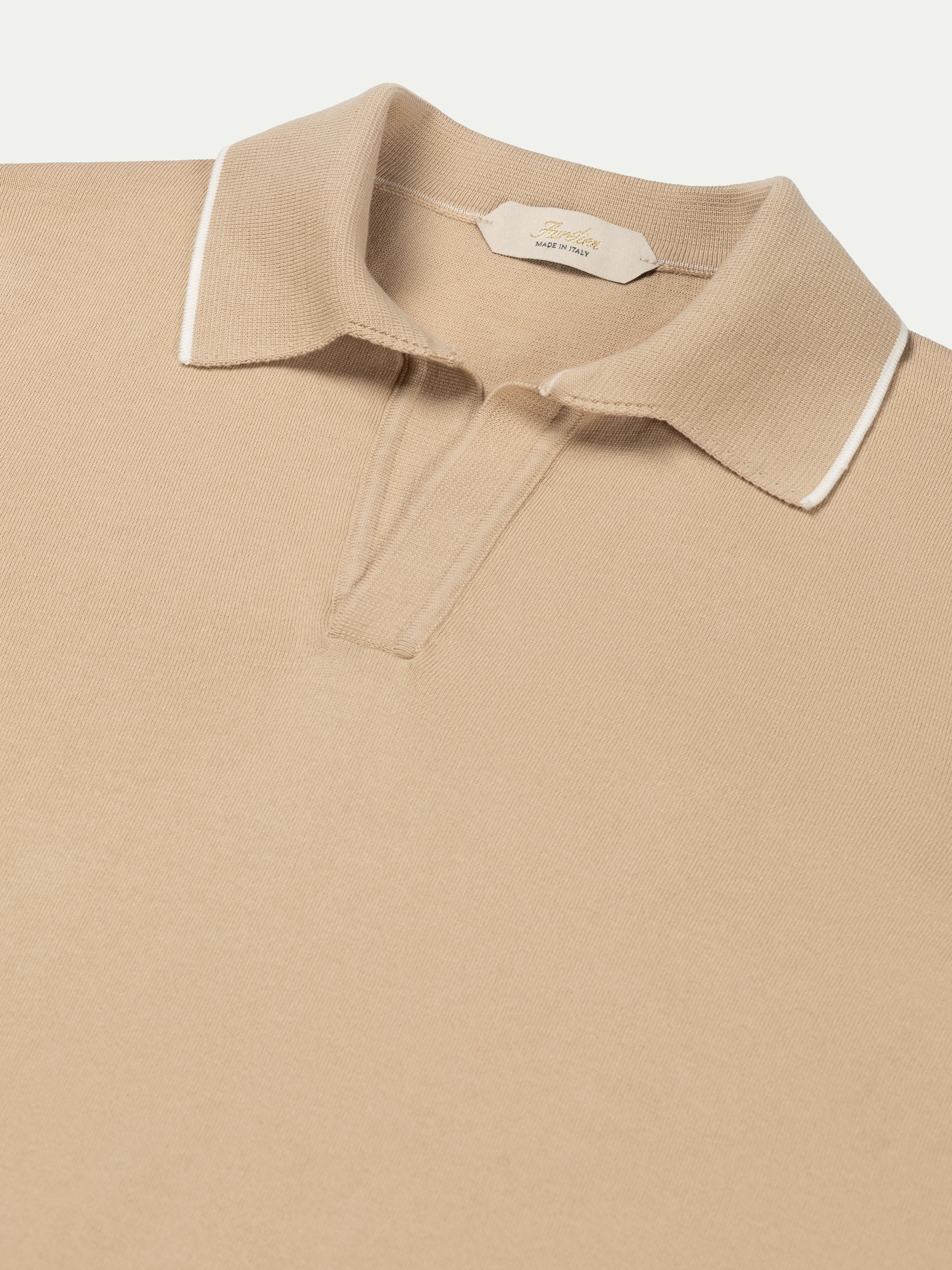 Shortsleeve Buttonless Polo Beige