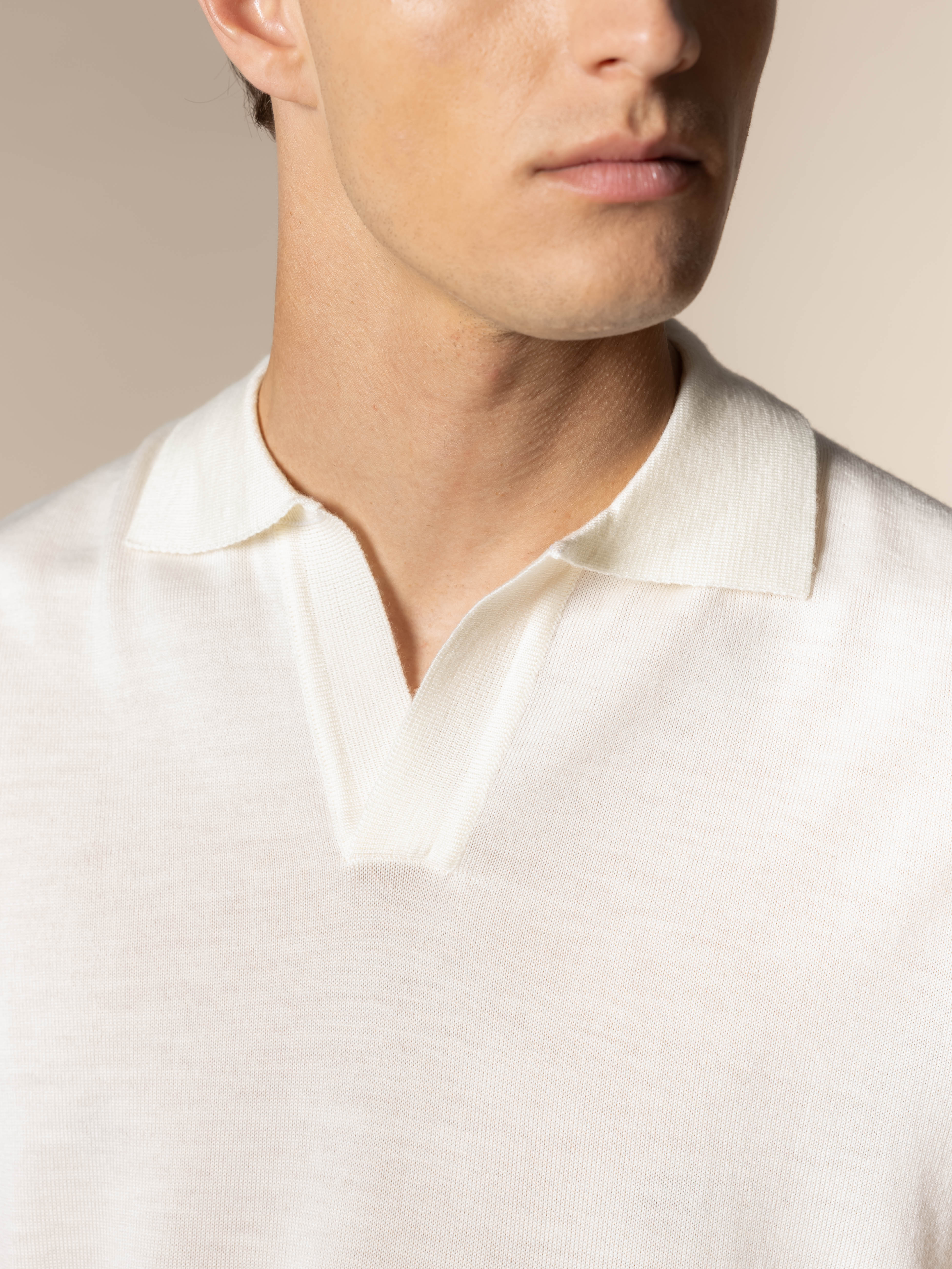 Extrafine Merino Buttonless Polo Ivory