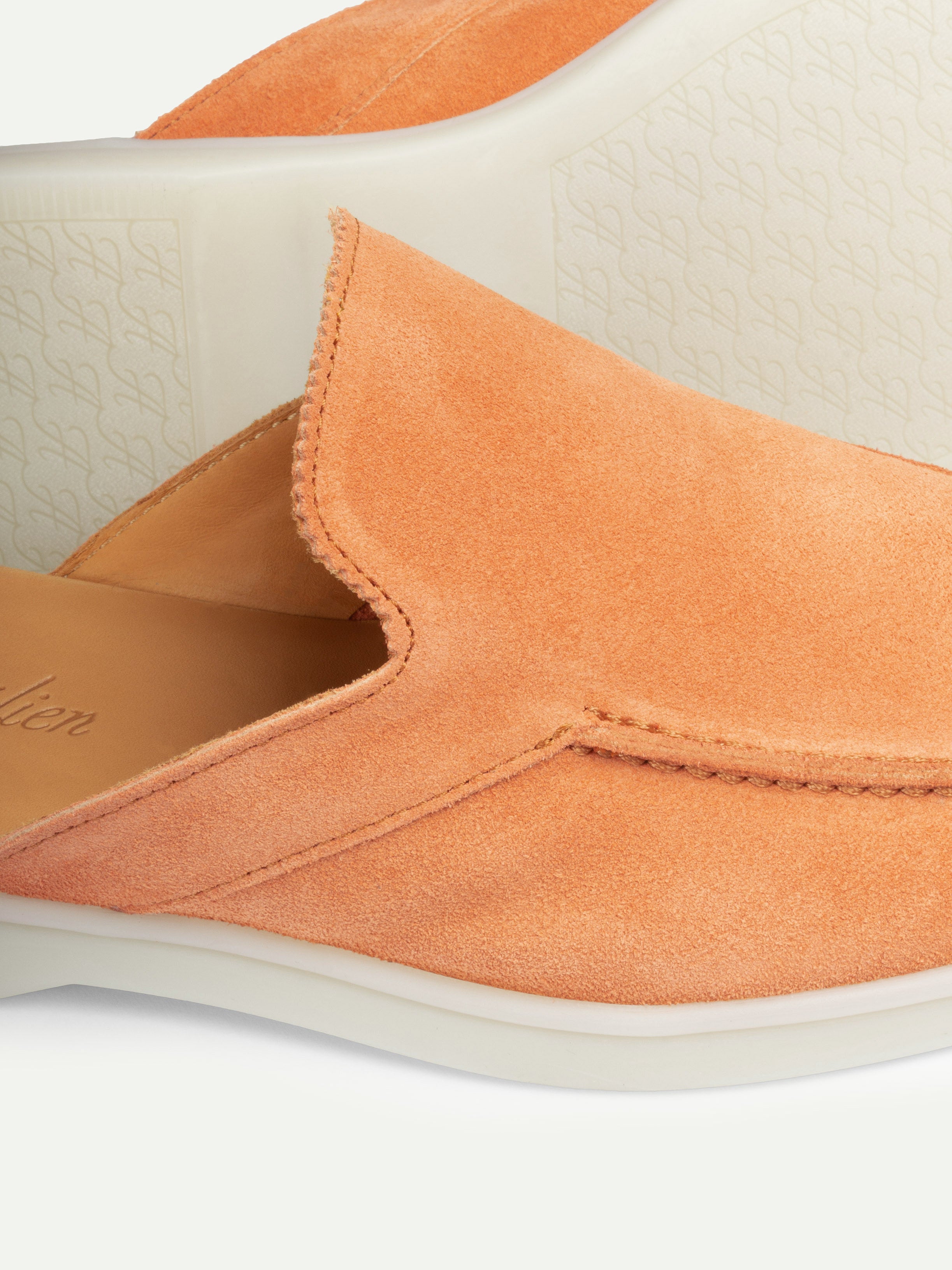 Lady Papaya Yacht Slipper