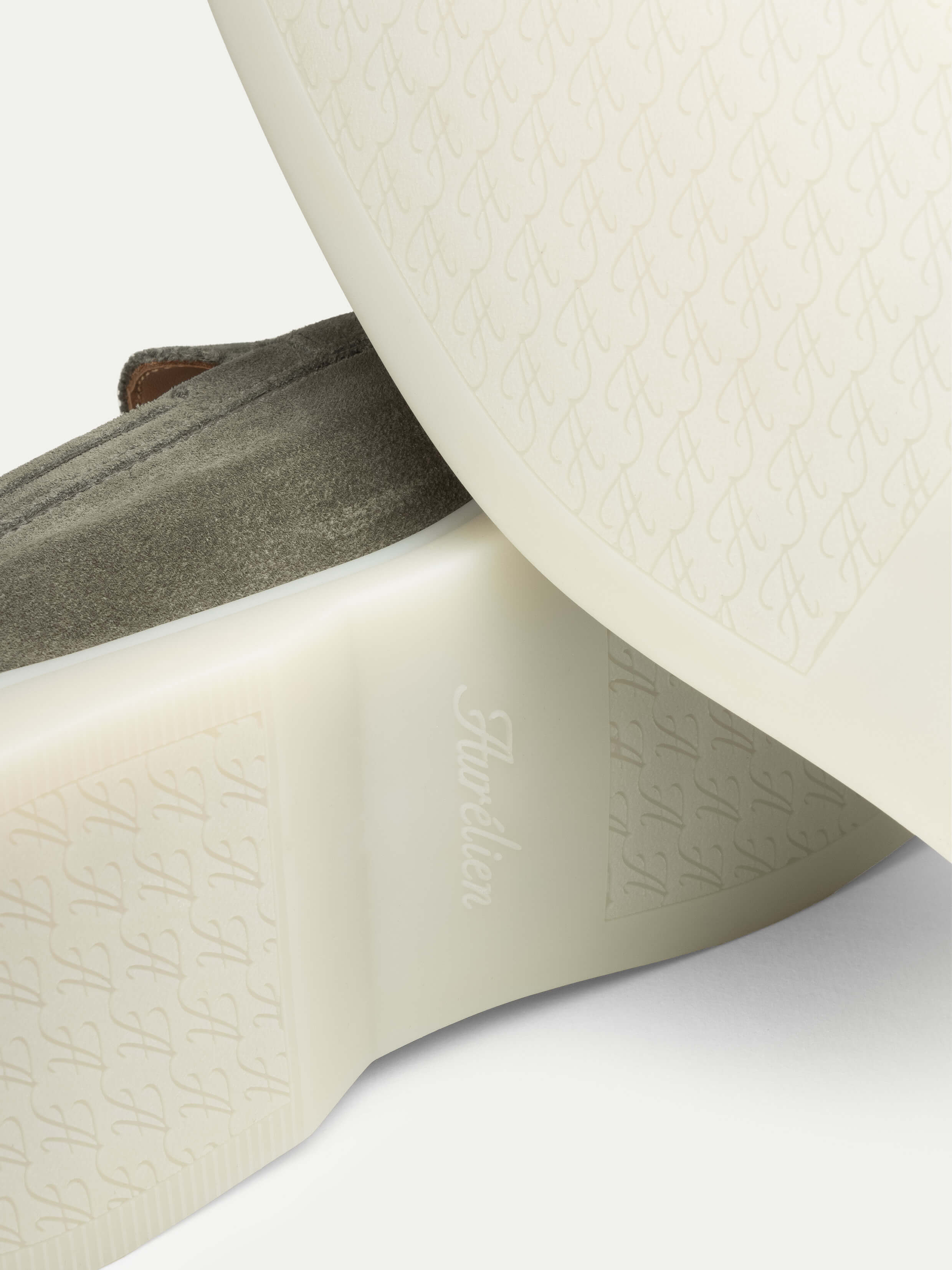 Pistache Yacht Loafers