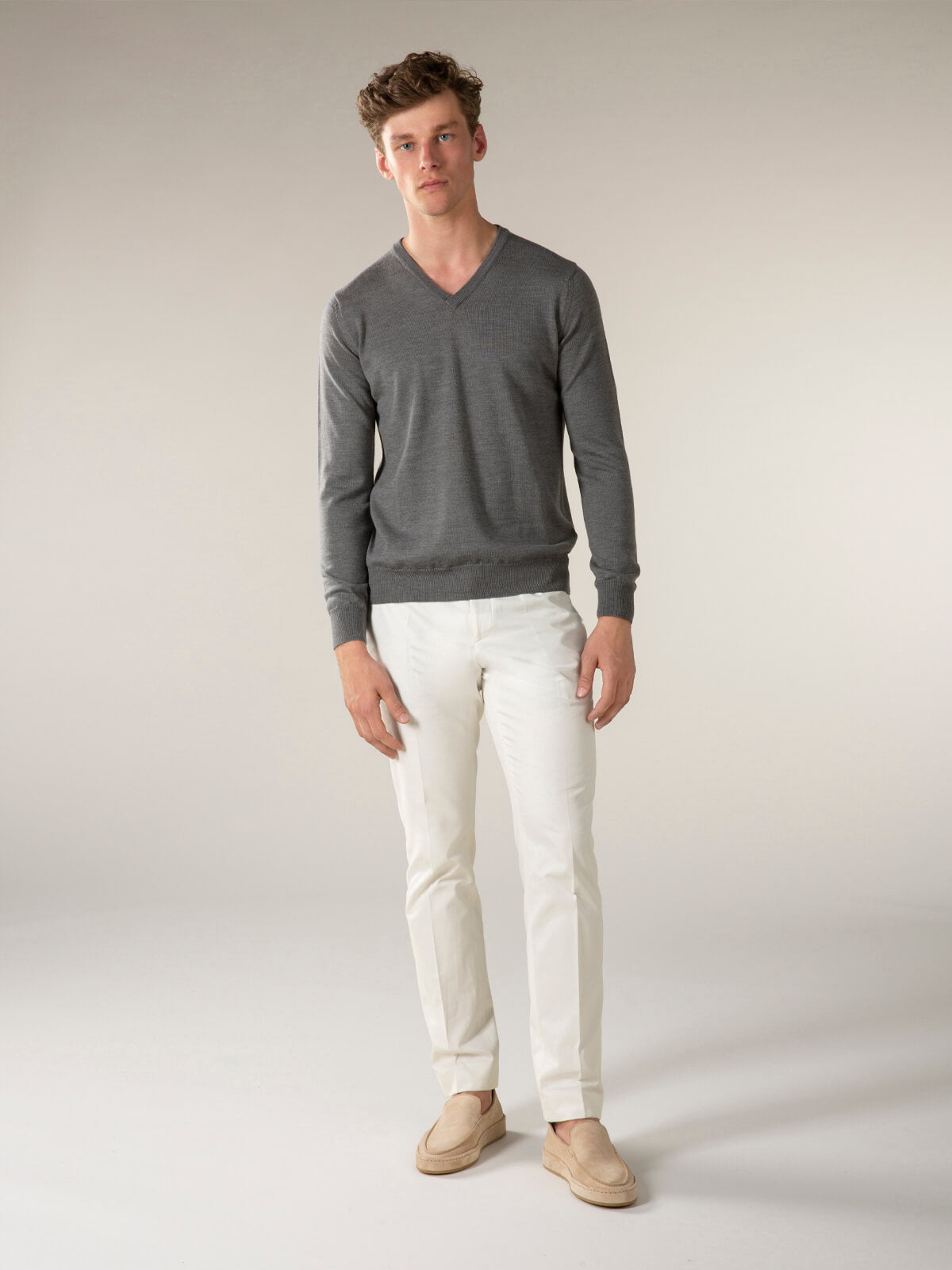 Merino V-Neck Pullover Dunkelgrau