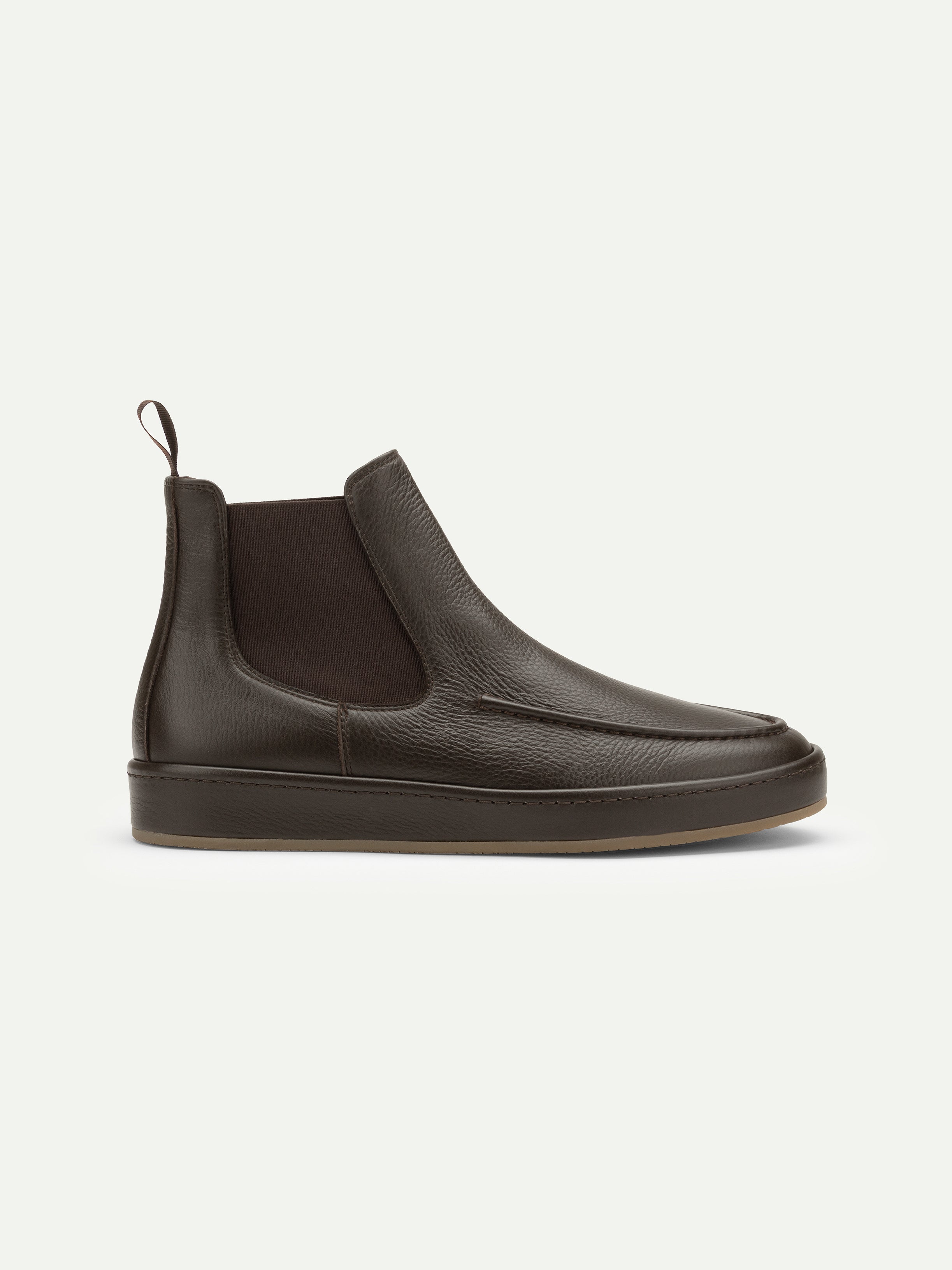 Brown Grain Voyager Chelsea