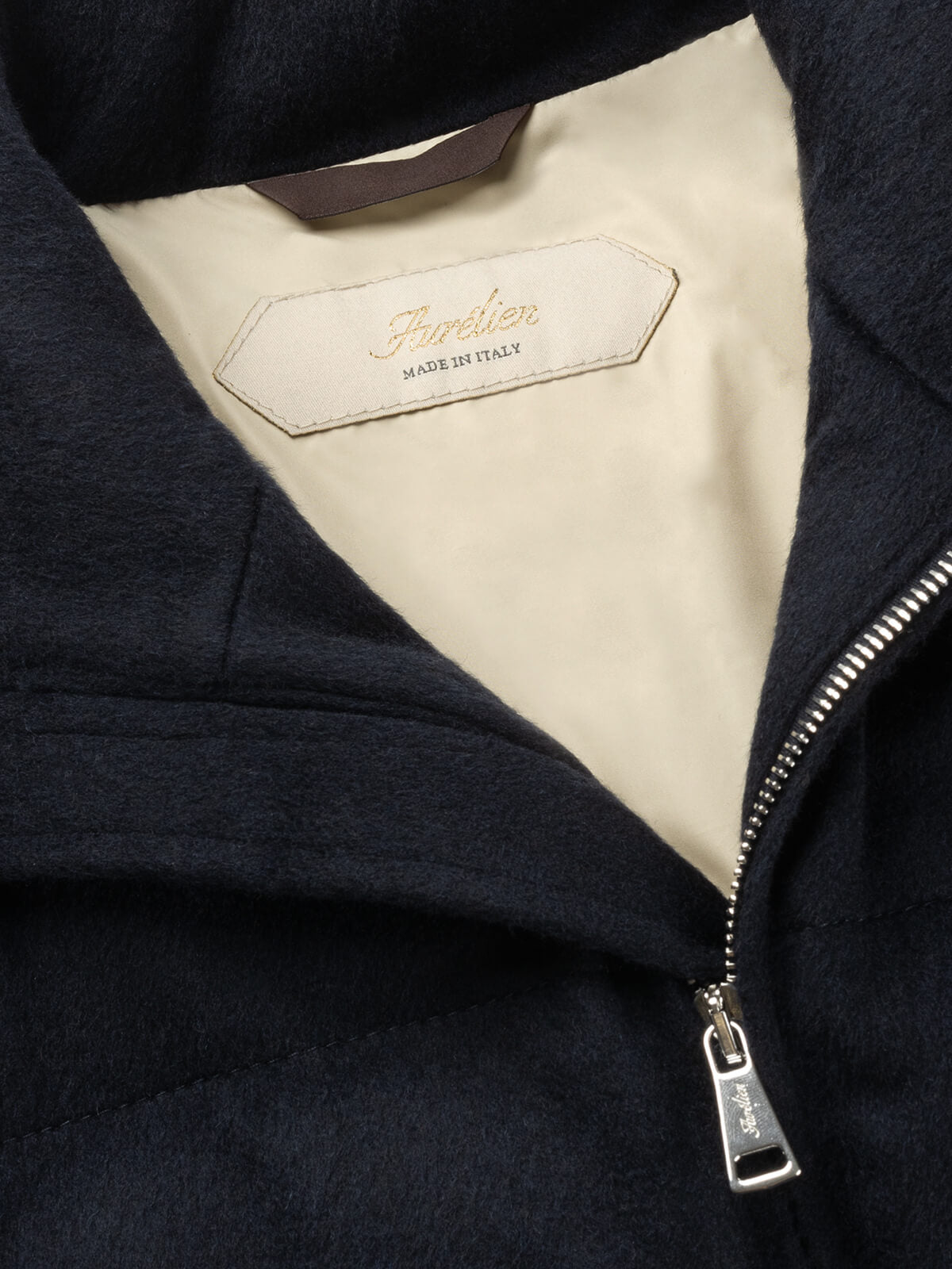 Navy AUR1 Puffer Jacket