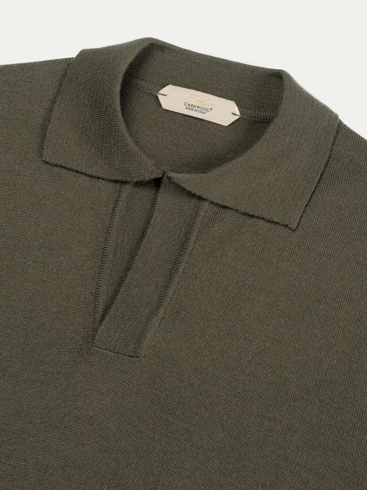Shortsleeve Buttonless Polo Olive