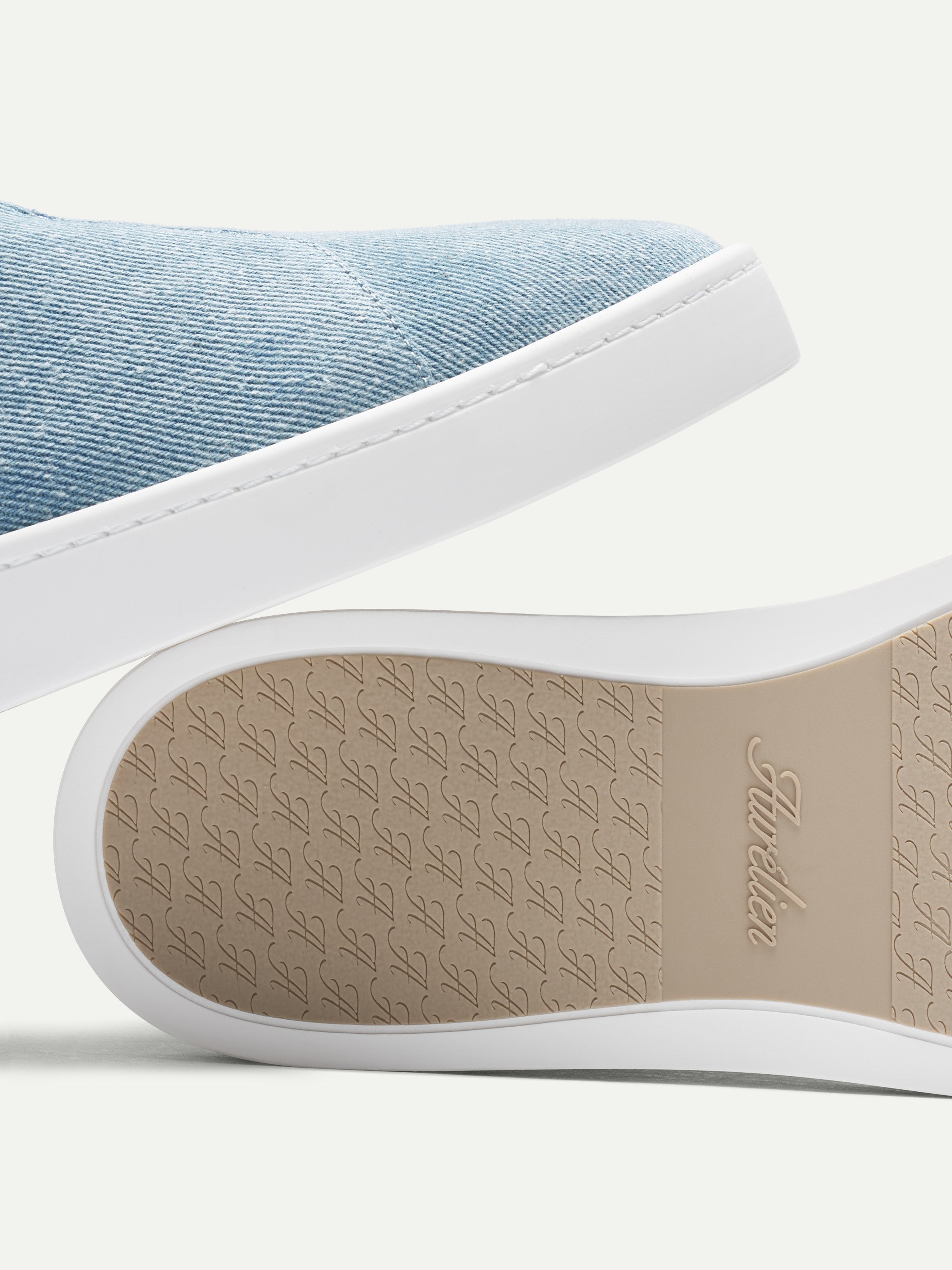 Light Blue Denim AUR3 Sneaker
