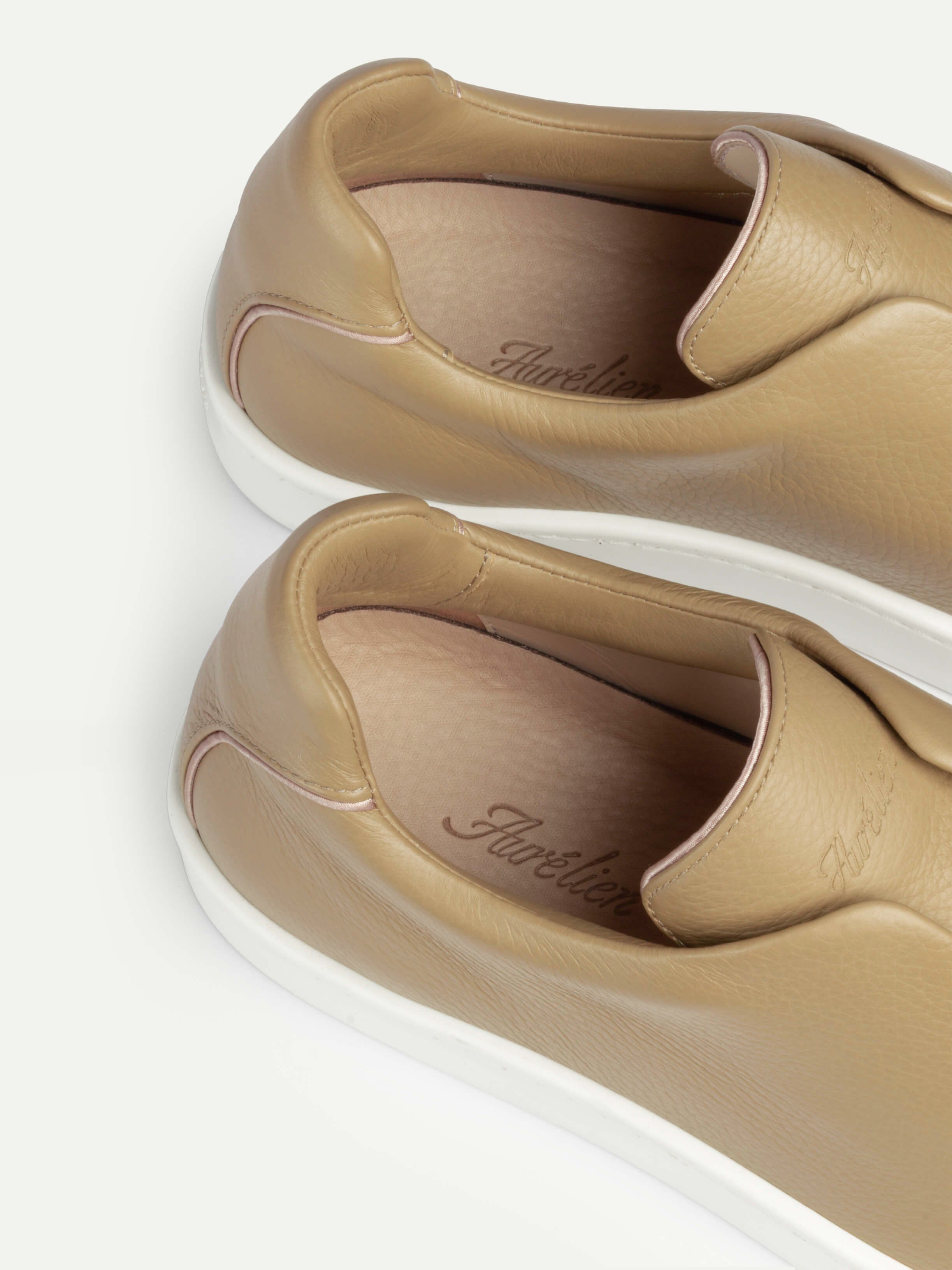 Nut Grain AUR3 Sneaker