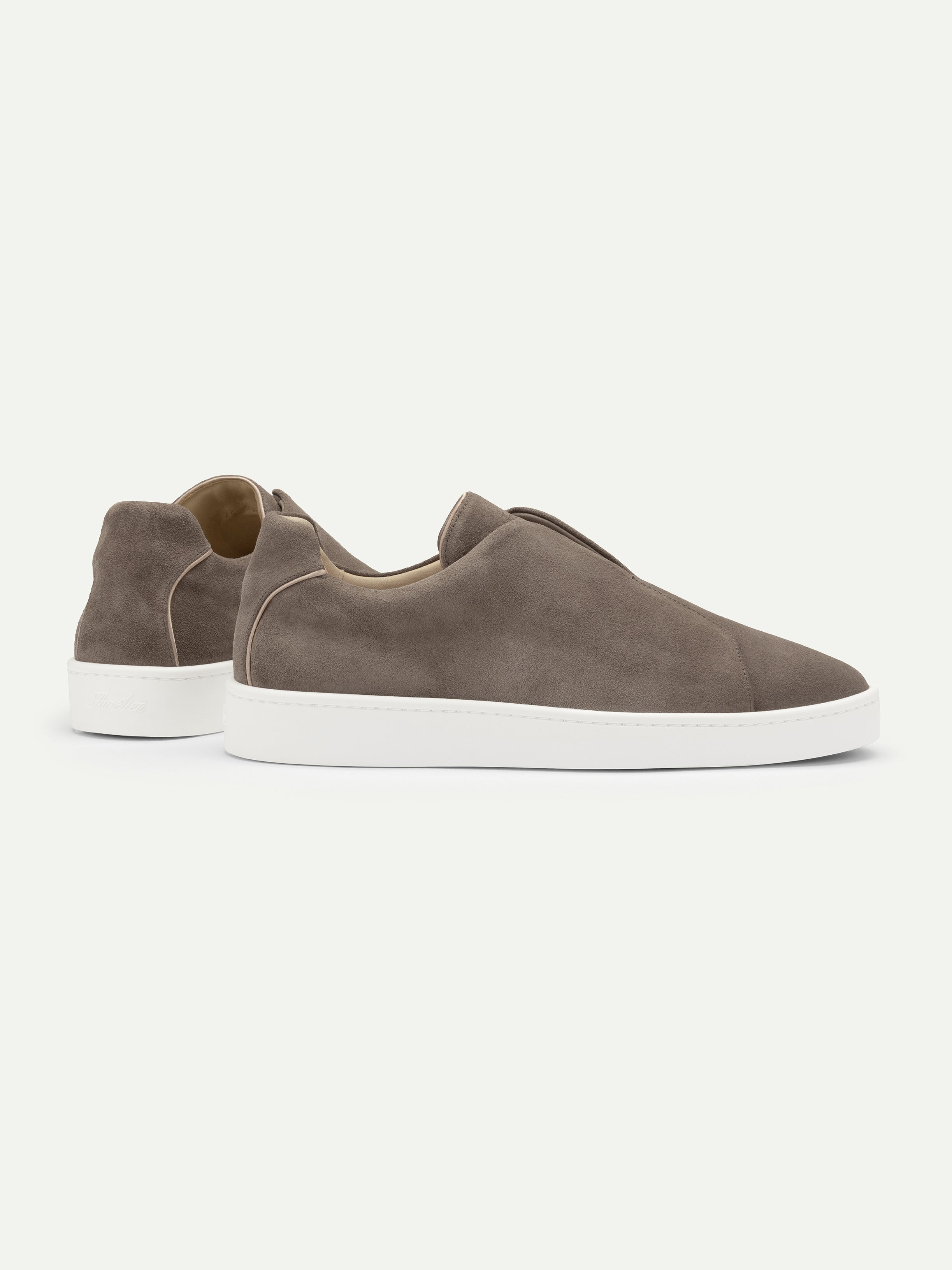 Ash Grey AUR3 Sneaker