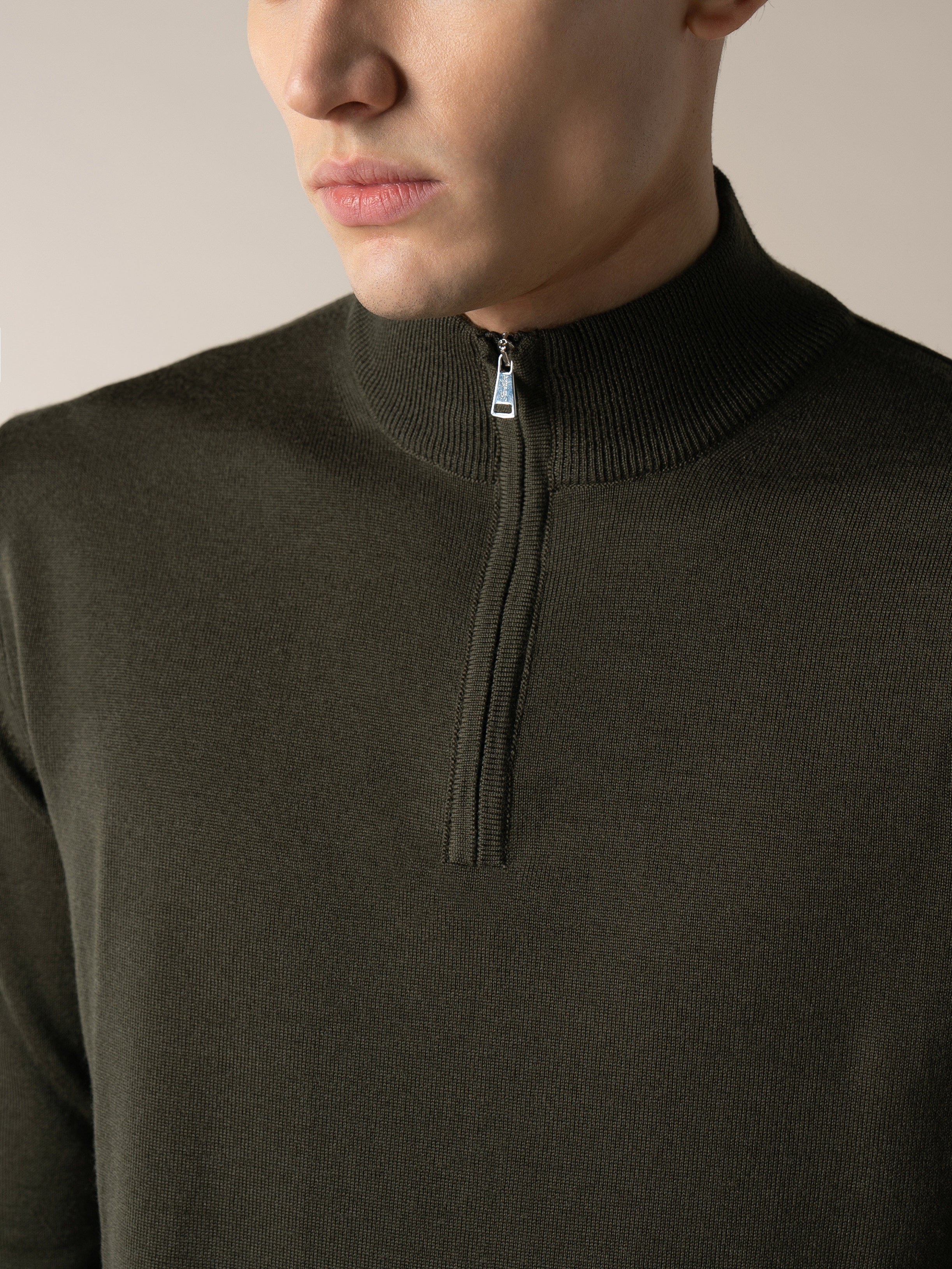 Extrafine Merino Zipper Sweater Olive