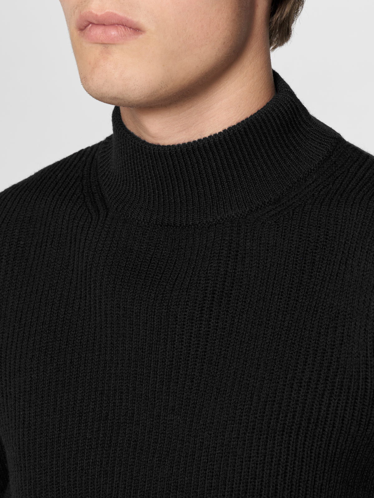 Costa Inglese Mockneck Black