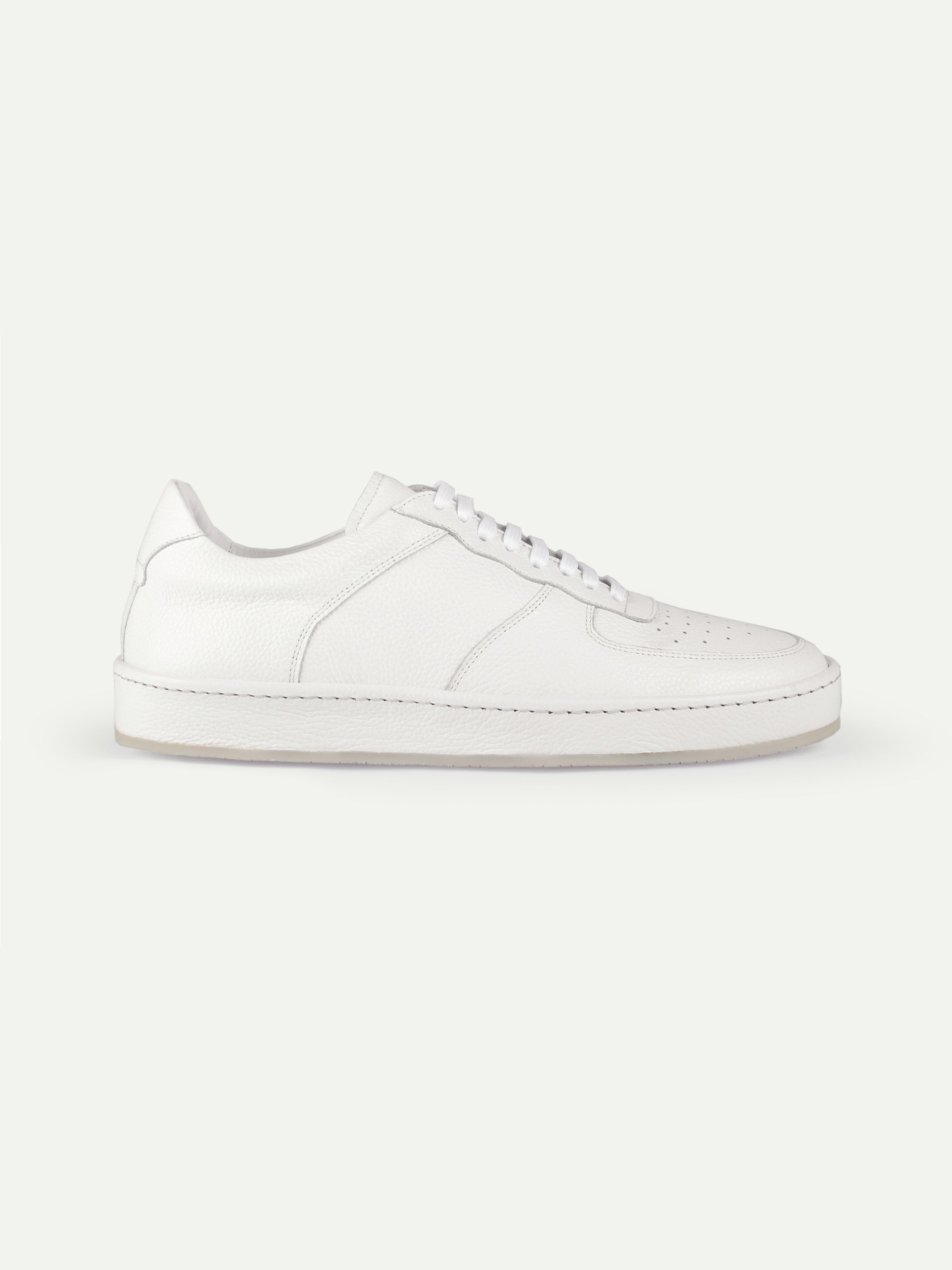 White Grain Voyager AUR2 Sneaker