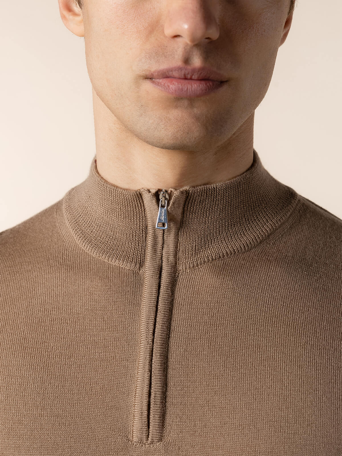 Extrafine Merino Zipper Sweater Hazelnut
