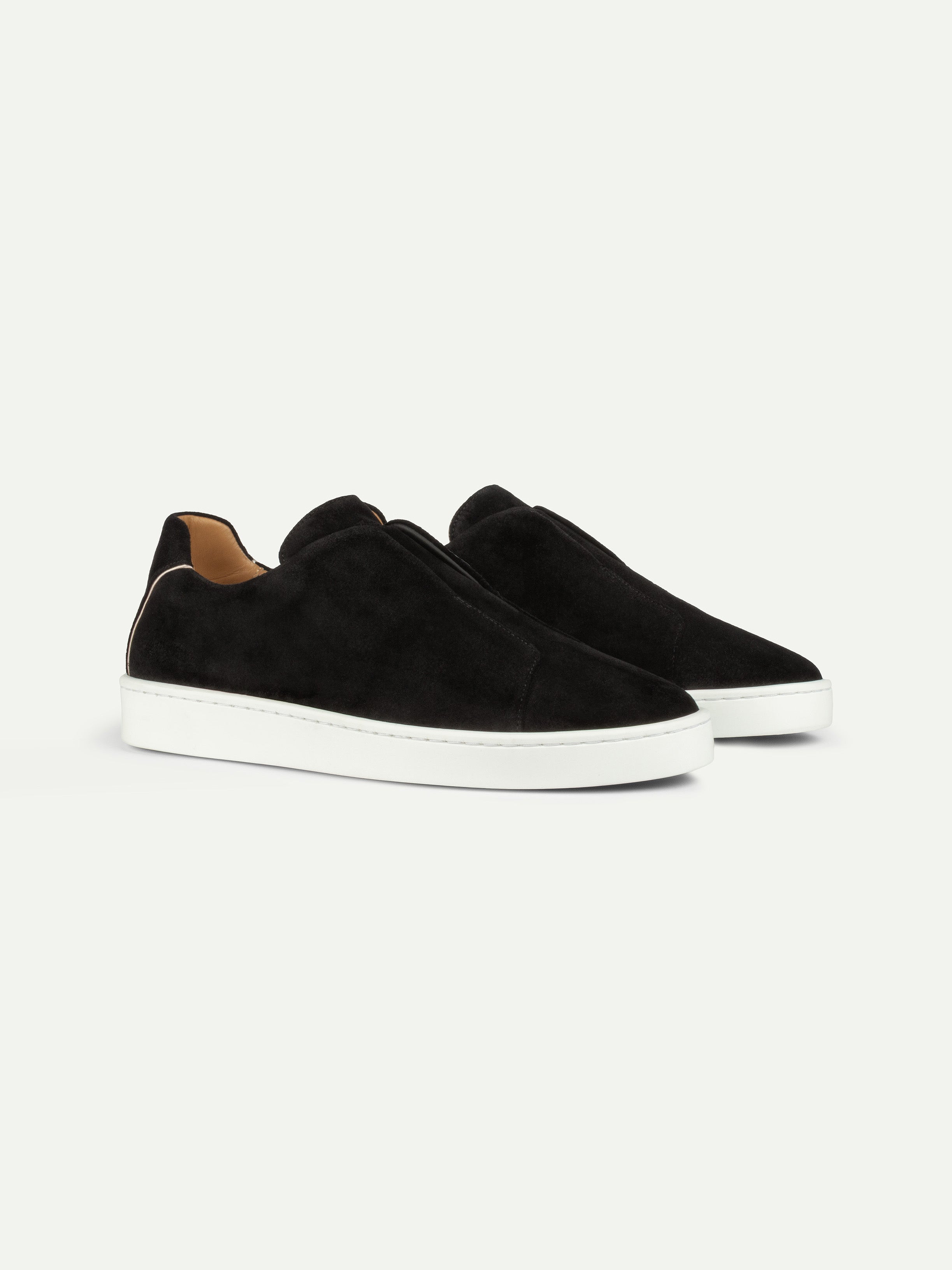 Black AUR3 Sneaker