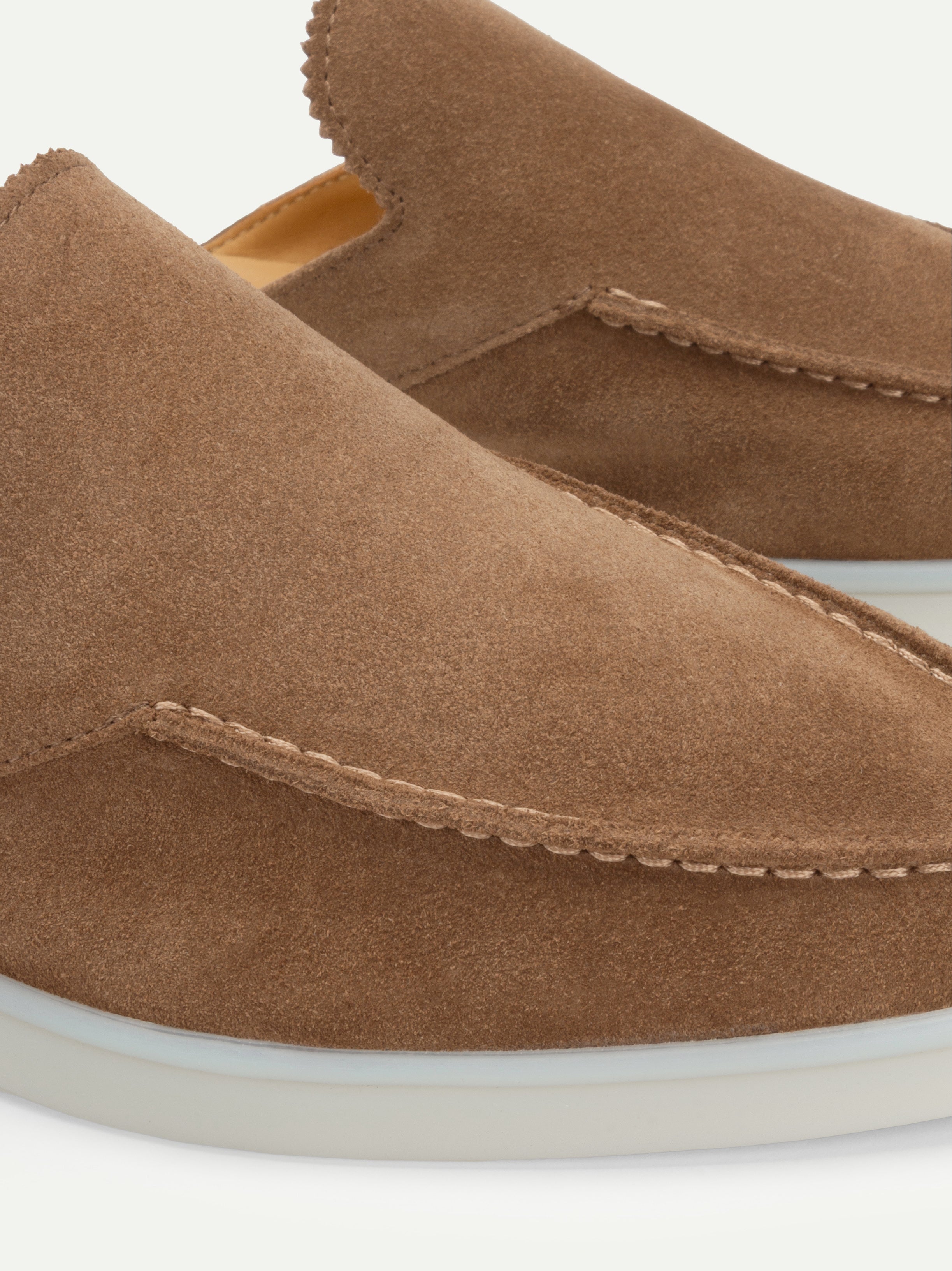 Lady Camel Yacht Slipper