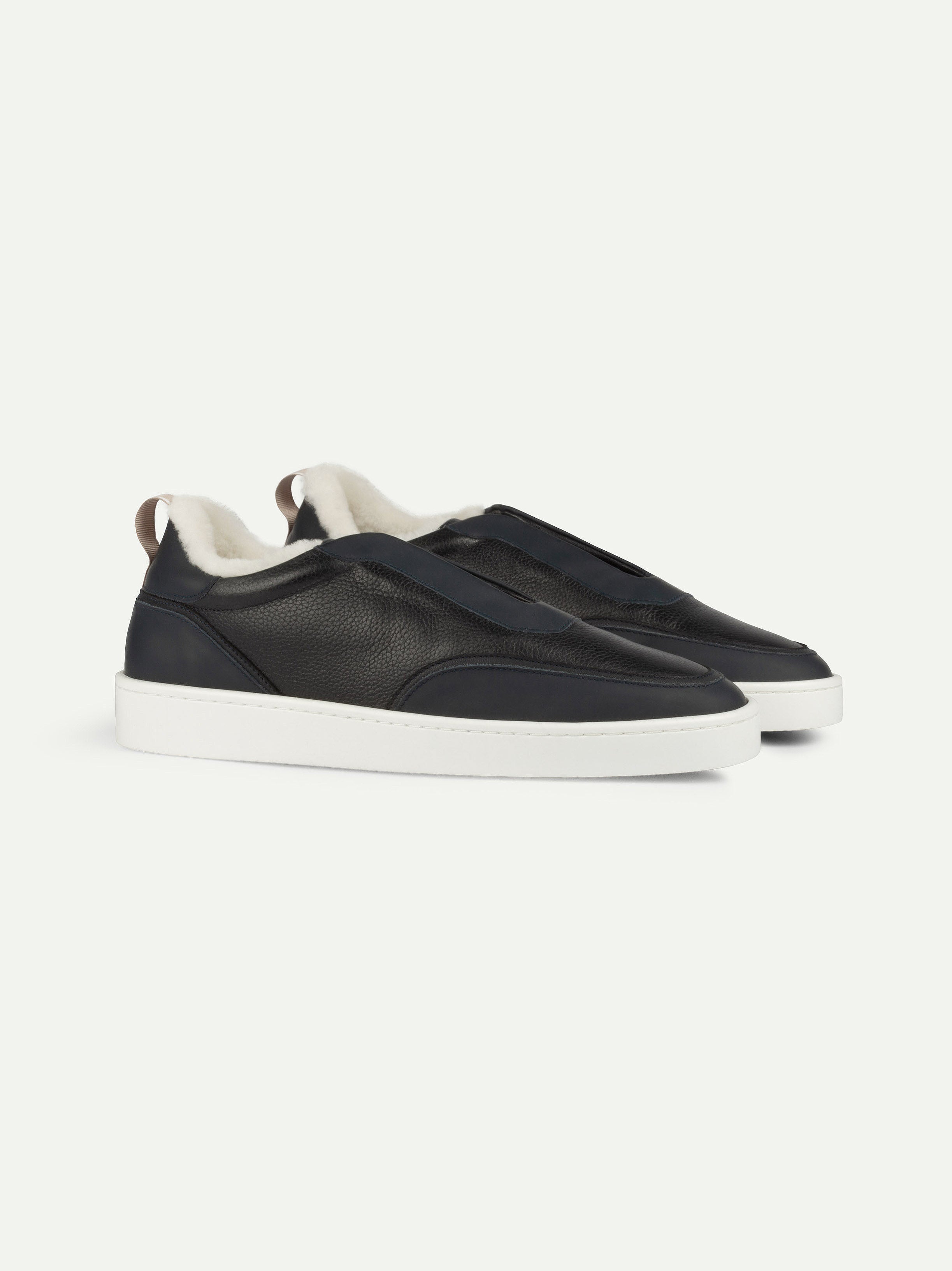 Navy Leisure Sneaker Grain with Fur