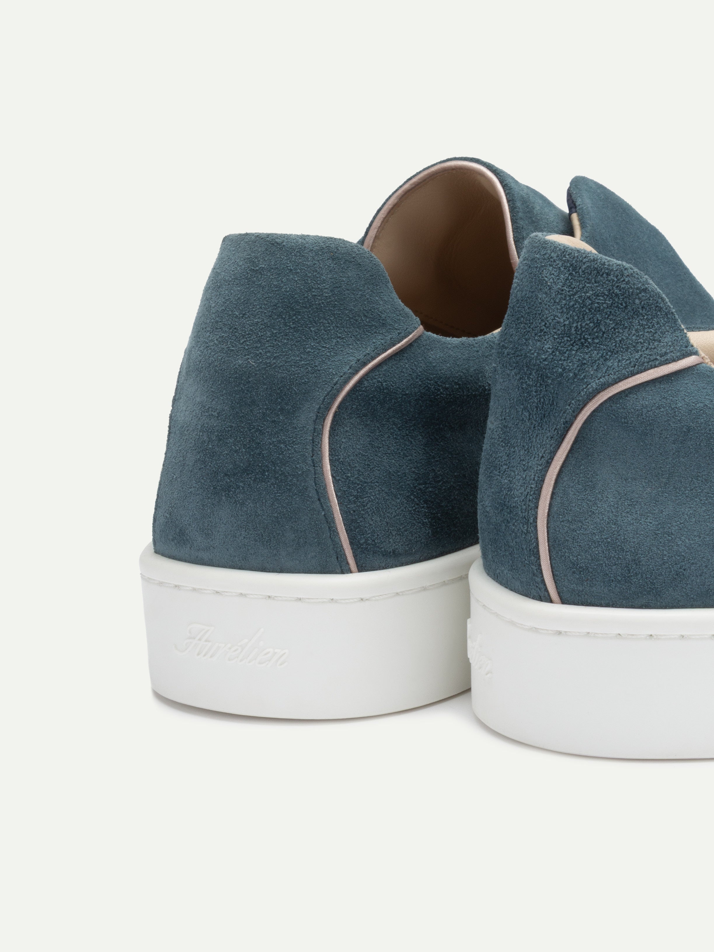 Sea Green AUR3 Sneaker