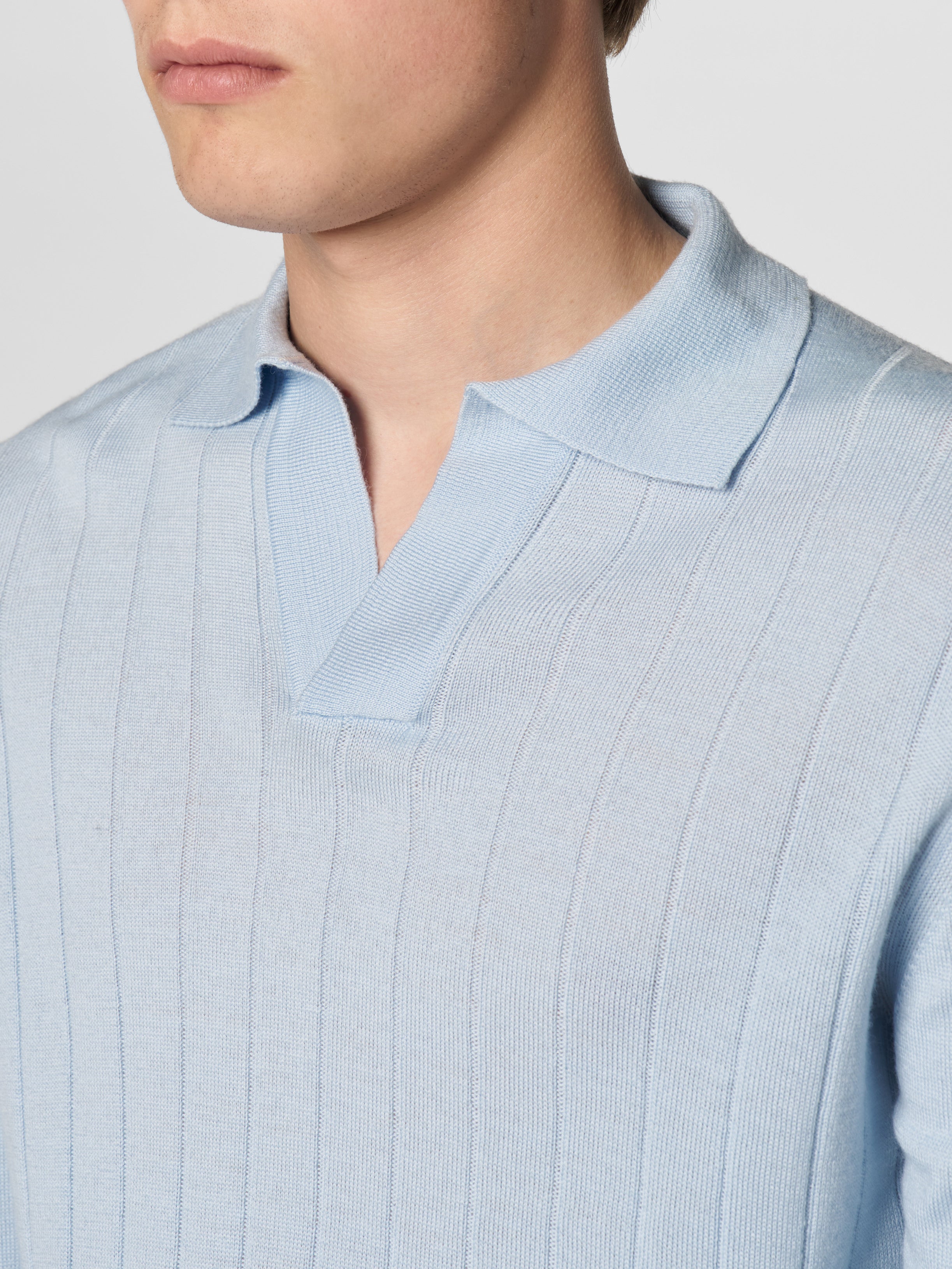 Light Blue Extrafine Merino Ribbed Buttonless Polo