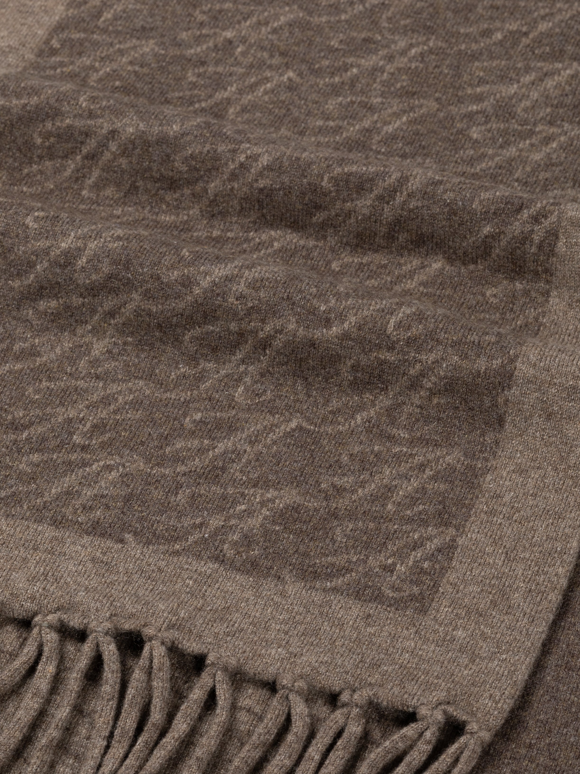AUR1 Scarf Dark Brown