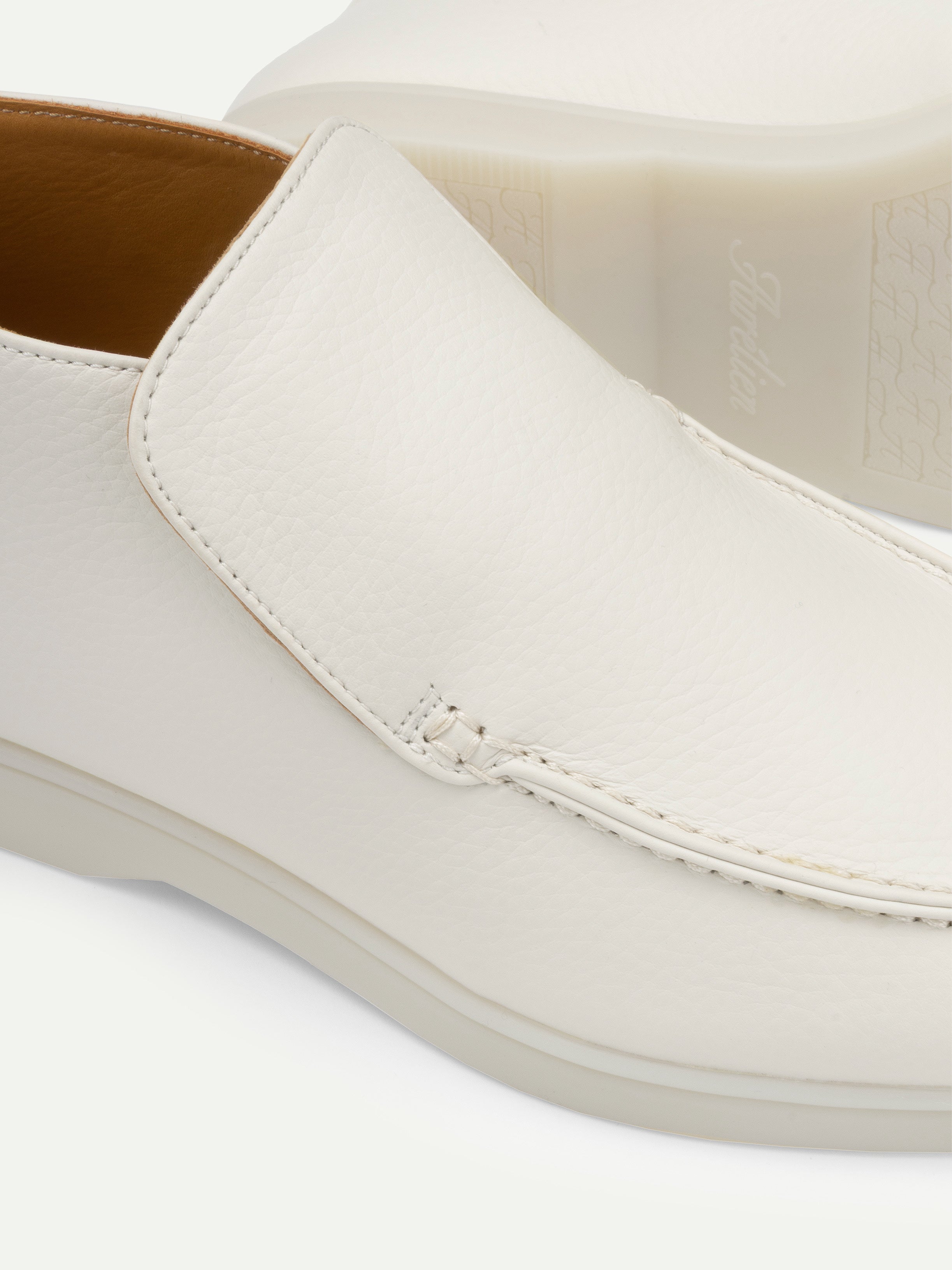 Lady Ivory Grain City Loafer