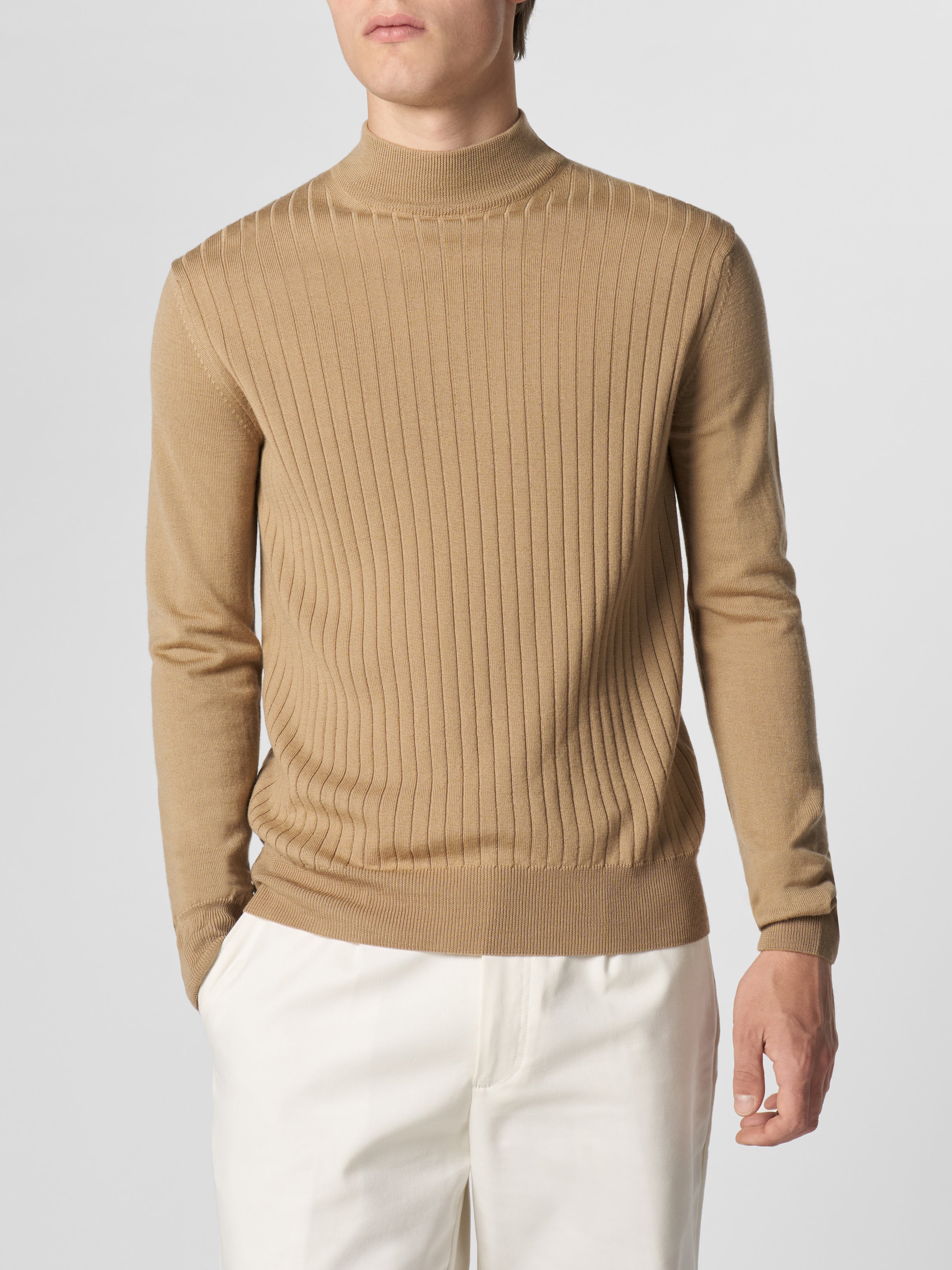 Extrafine Merino Ribbed Mockneck Beige