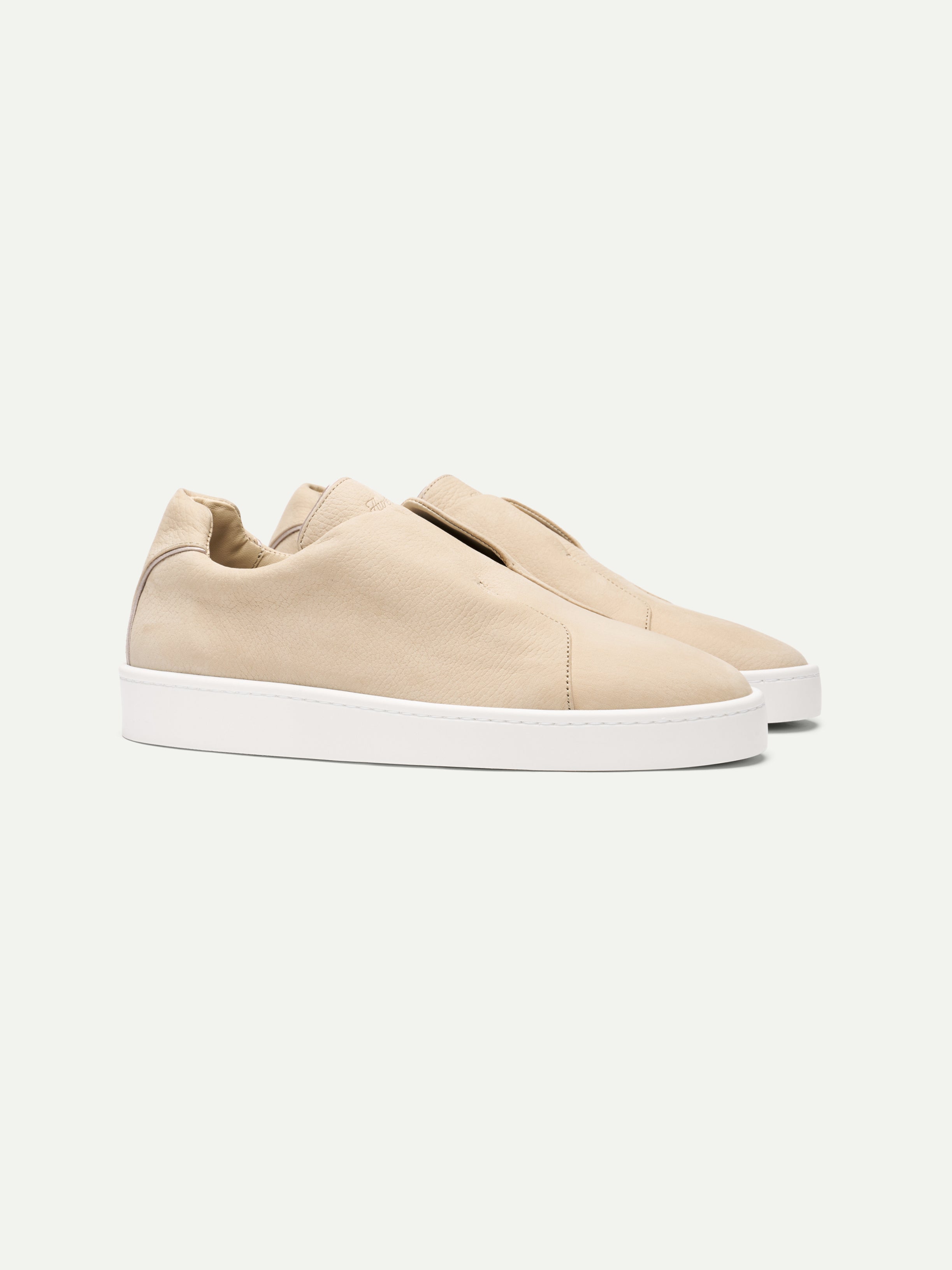 Light Beige Nubuck AUR3 Sneaker