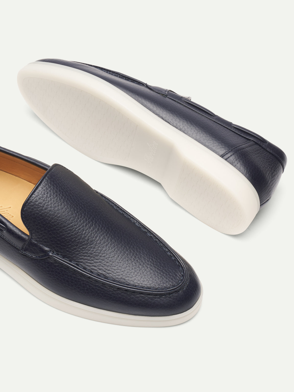 Lady Navy Grain Yacht Loafers