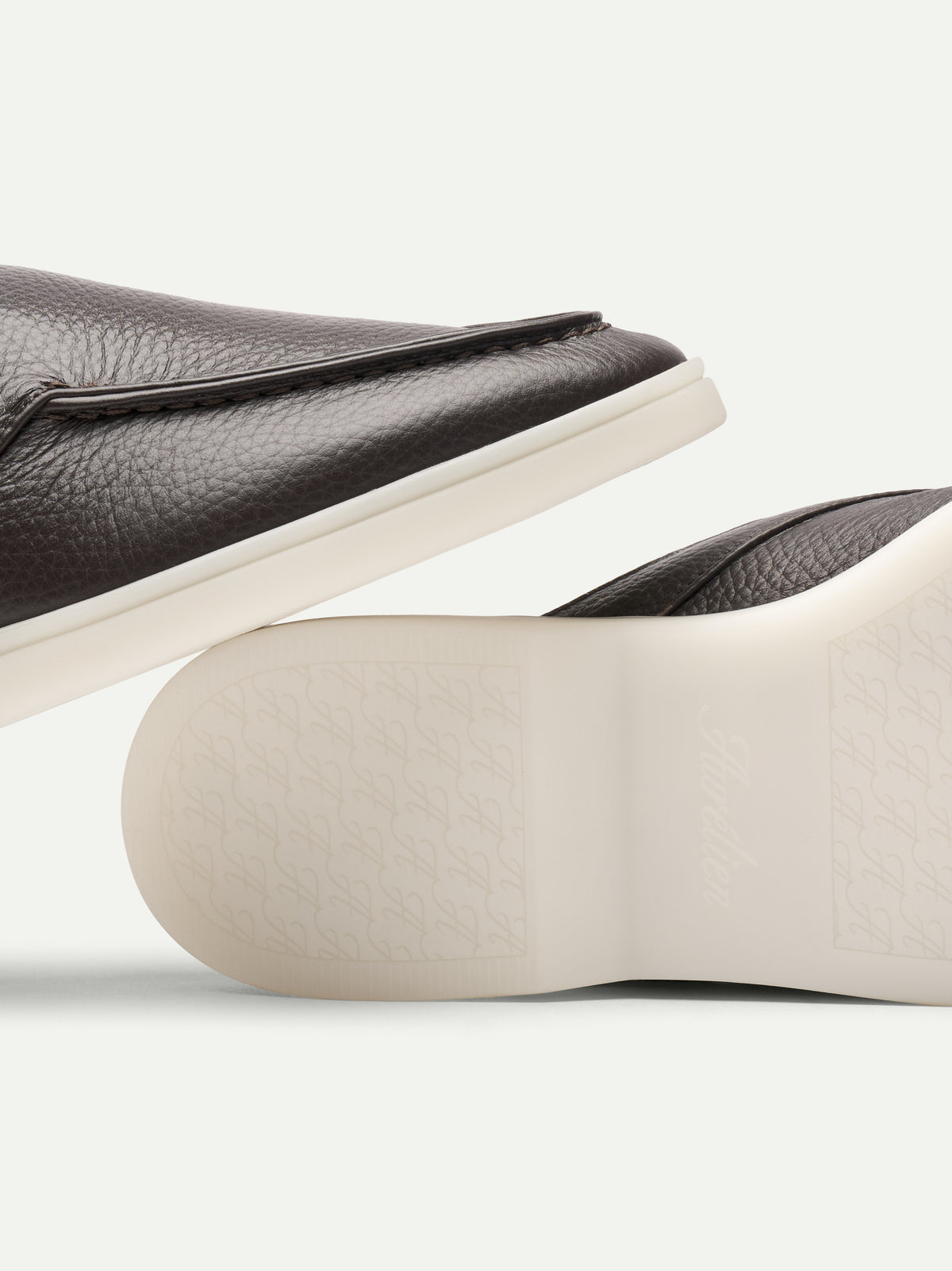 Lady Brown Grain Yacht Slipper
