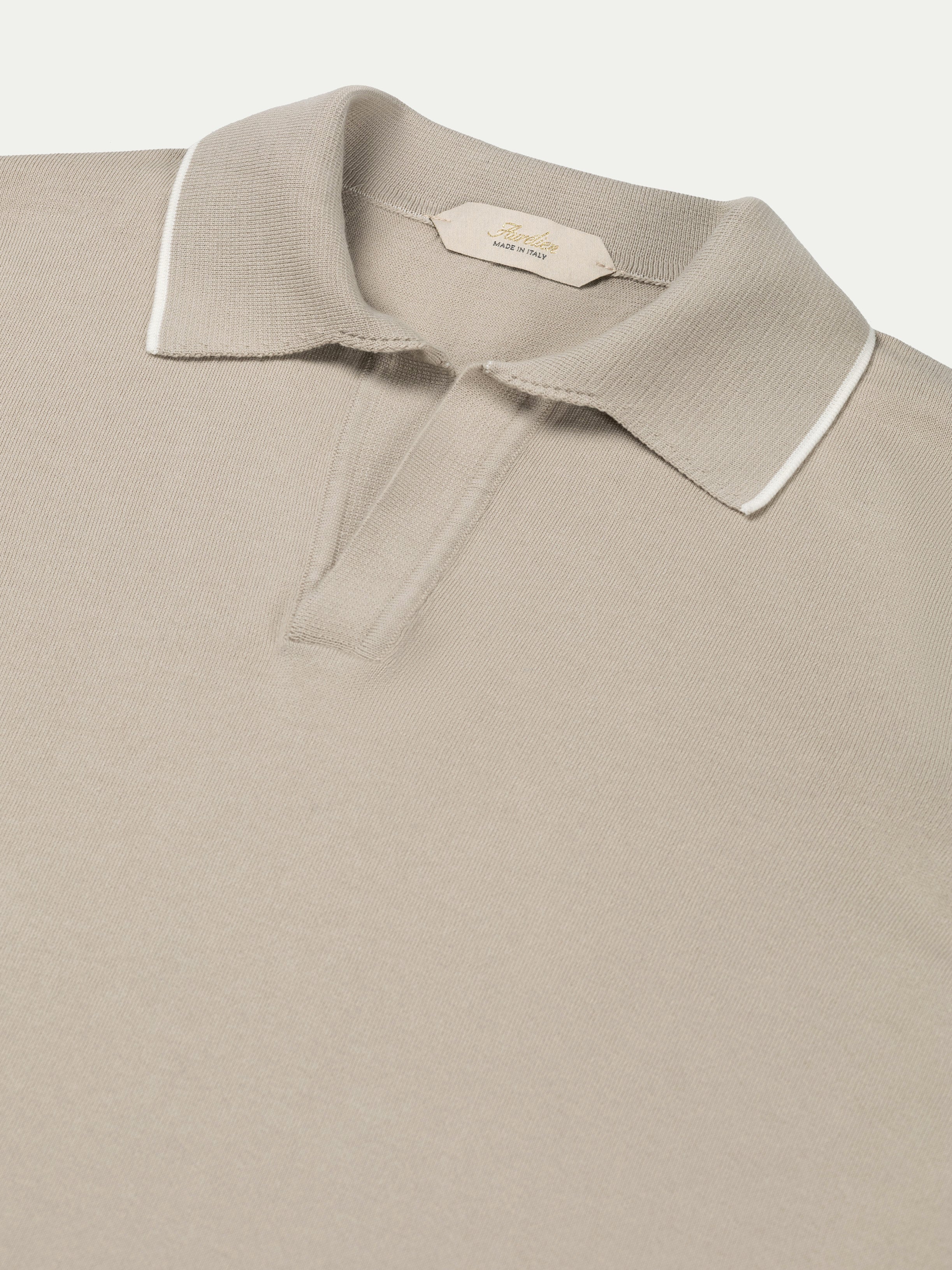 Shortsleeve Buttonless Polo Greige